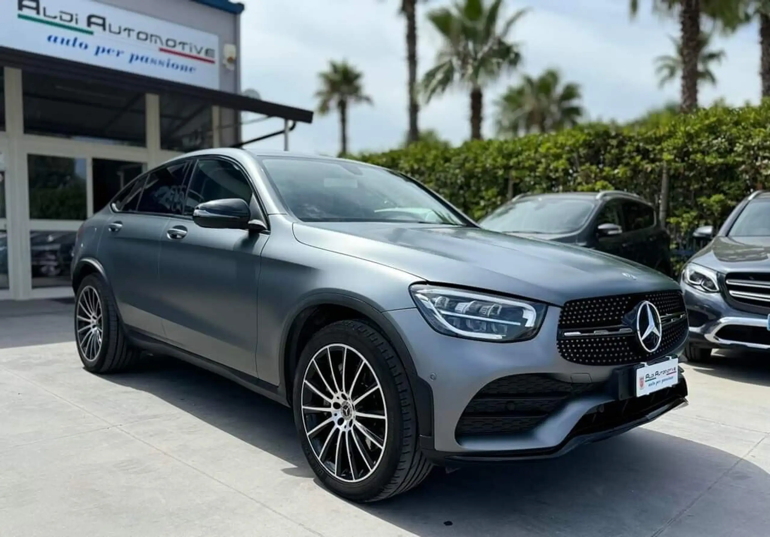 Mercedes-Benz - GLC 200