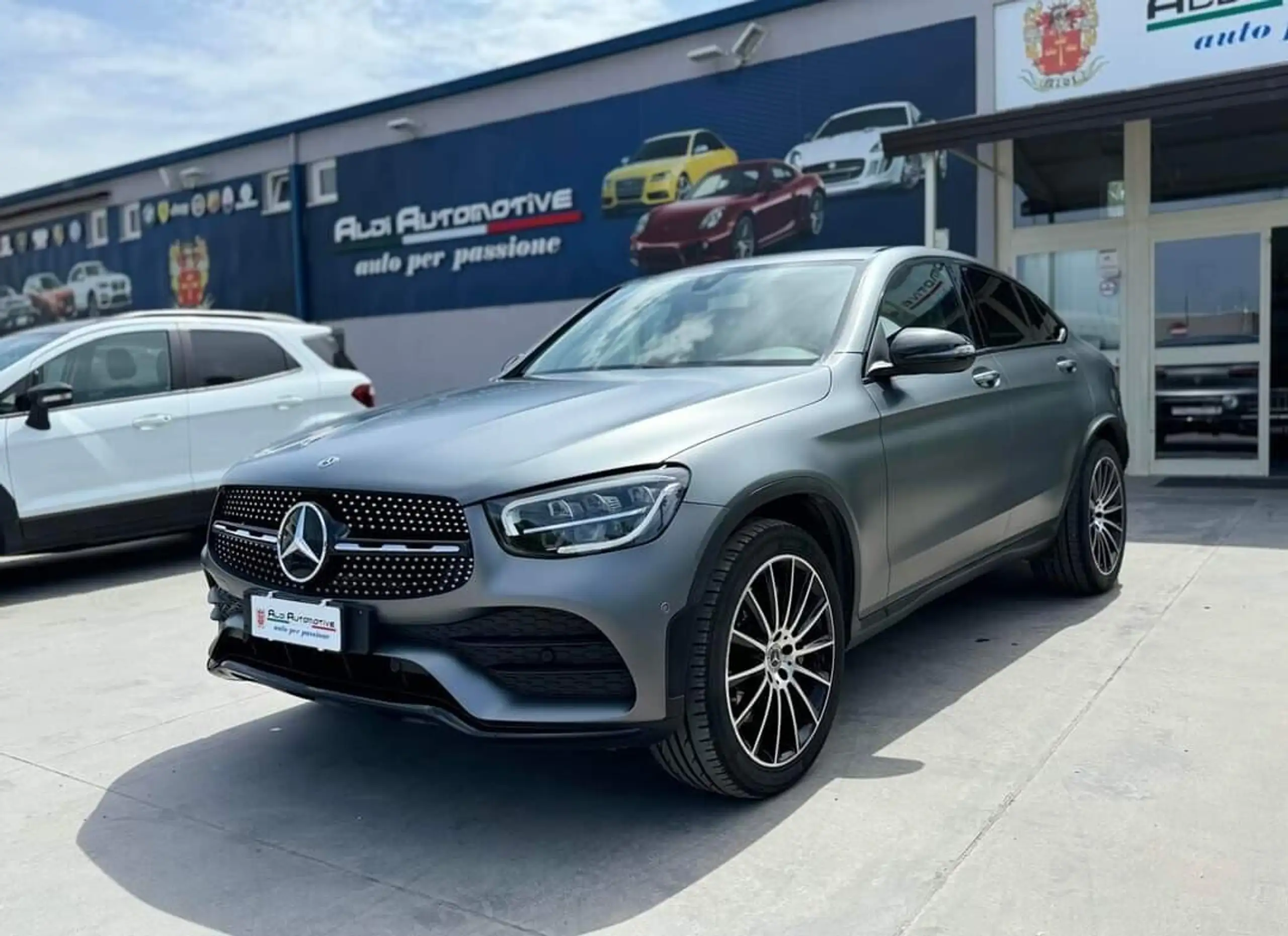 Mercedes-Benz - GLC 200