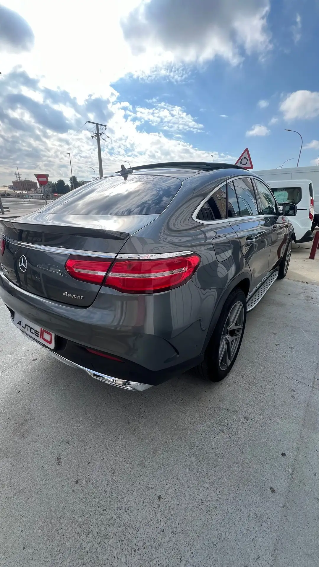 Mercedes-Benz - GLE 63 AMG