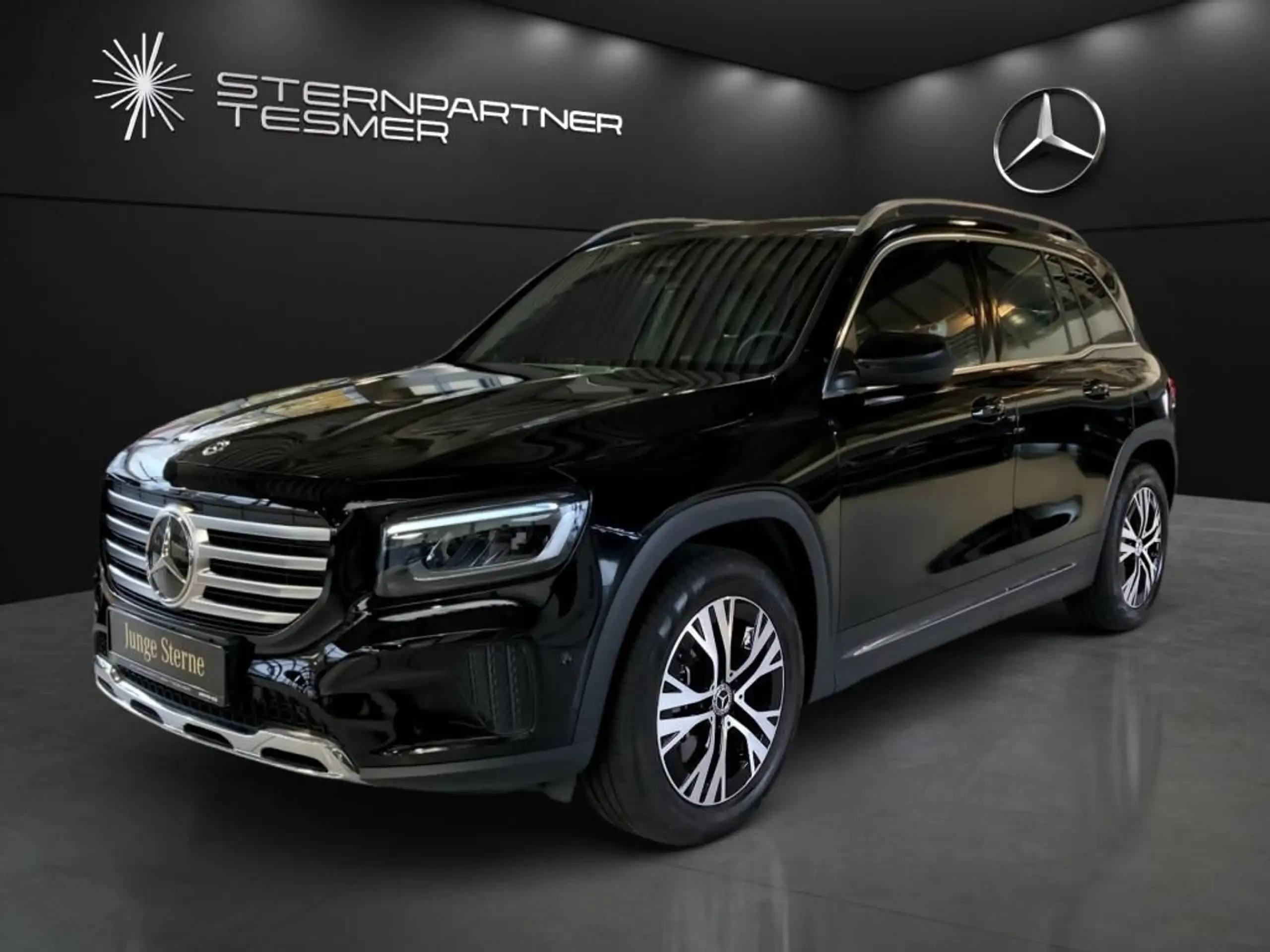 Mercedes-Benz GLB 200 2024