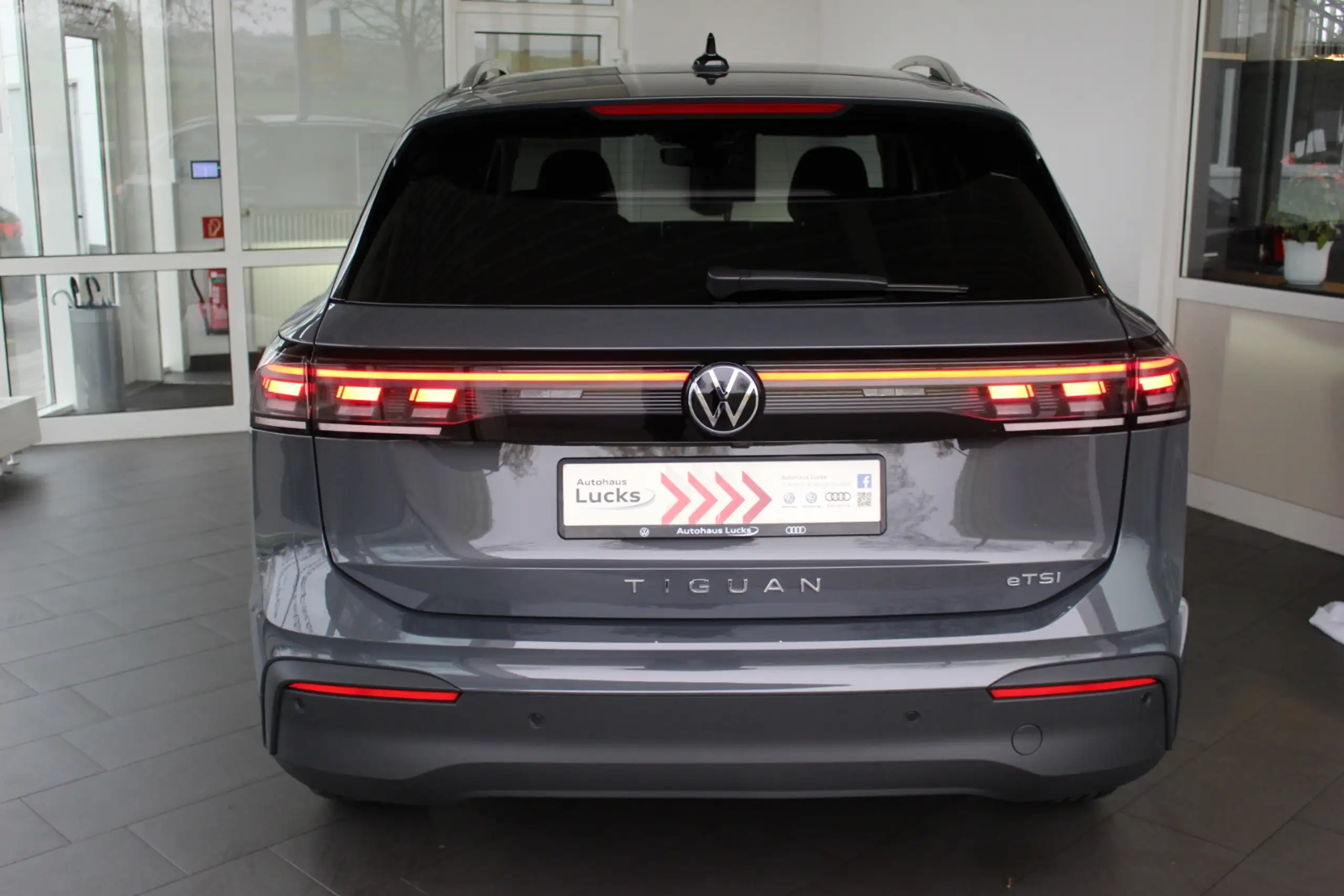 Volkswagen - Tiguan