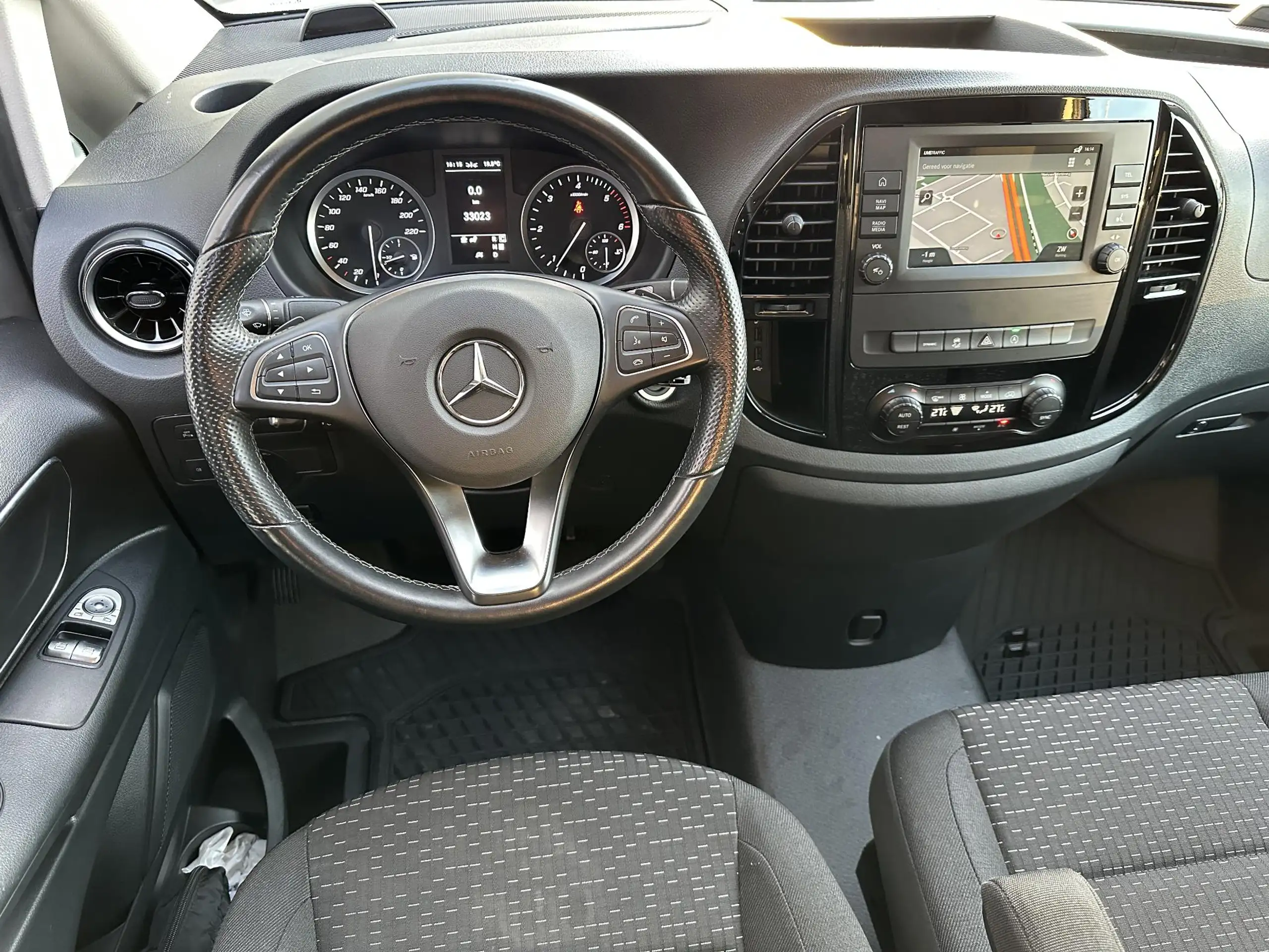 Mercedes-Benz - Vito