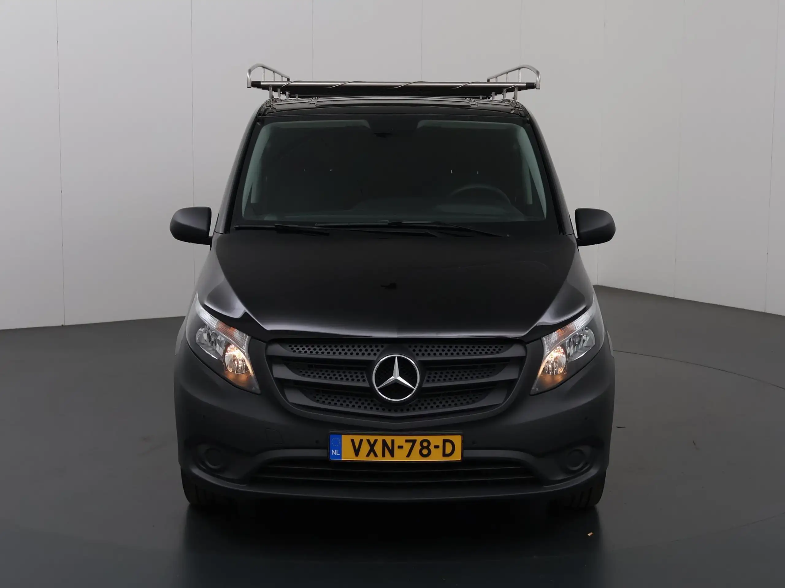 Mercedes-Benz - Vito