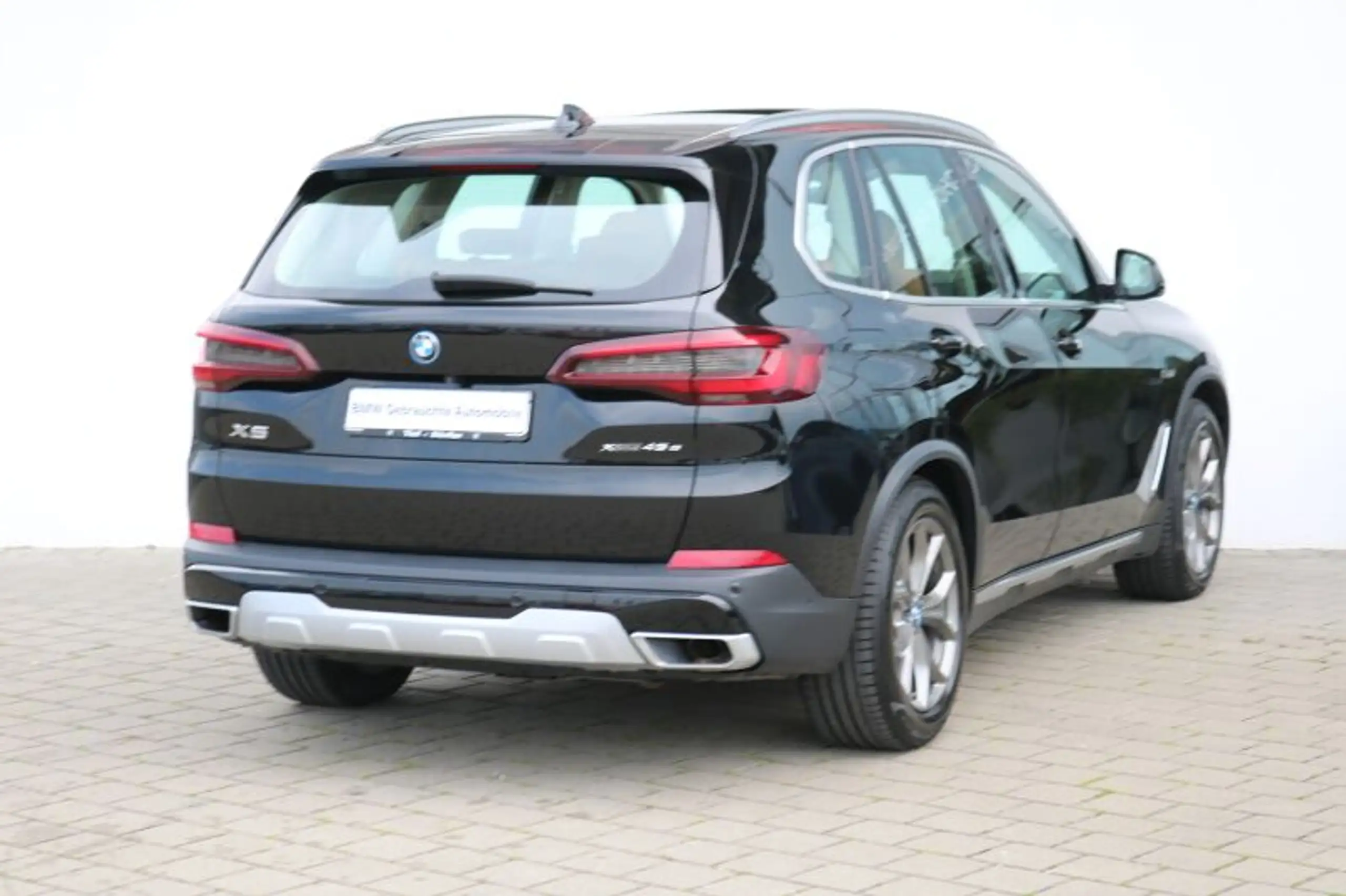 BMW - X5