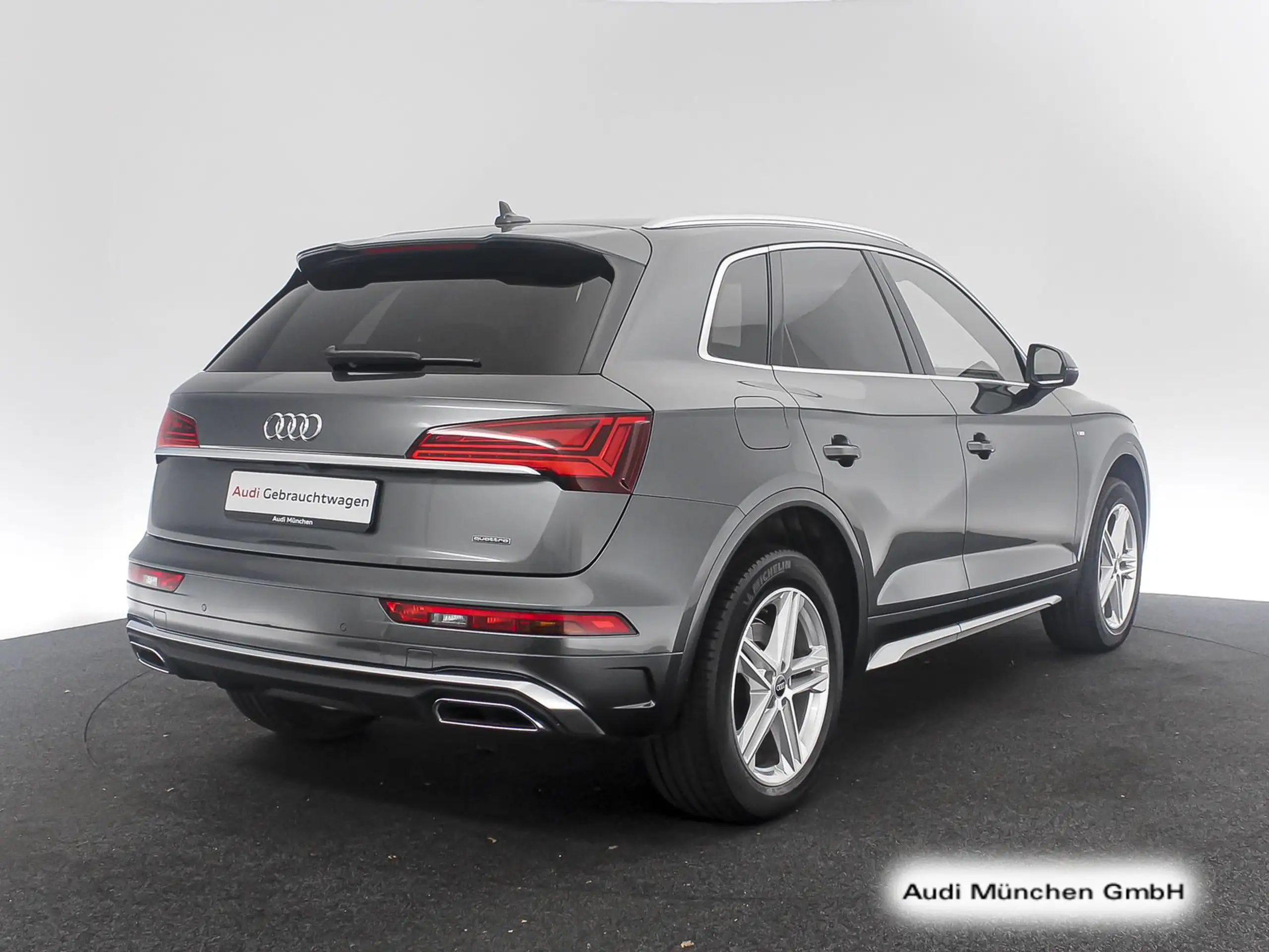 Audi - Q5