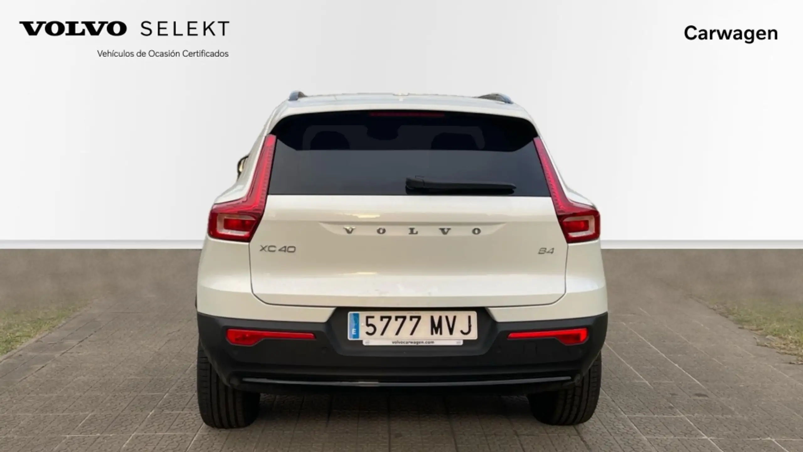 Volvo - XC40