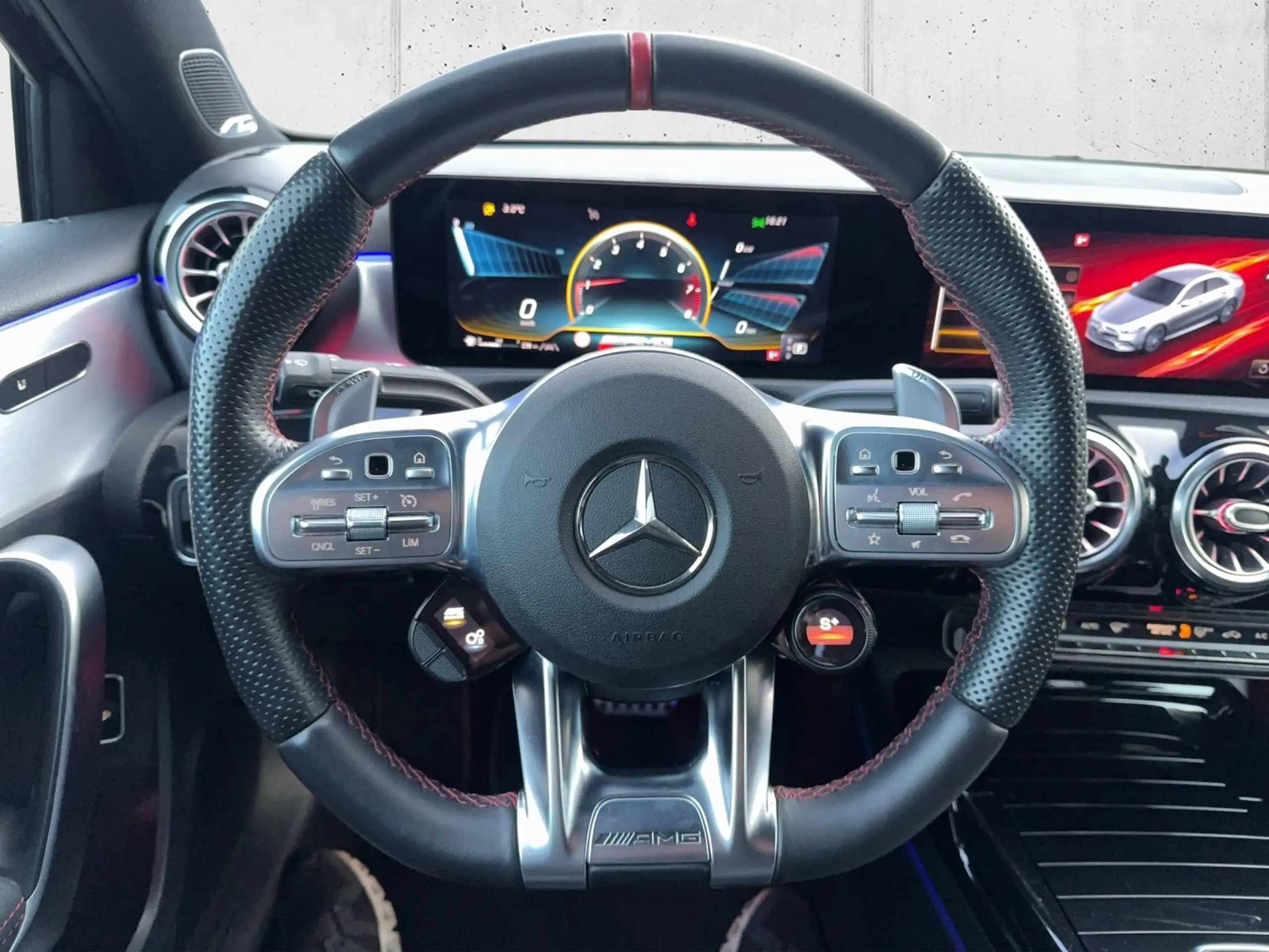 Mercedes-Benz - A 35 AMG