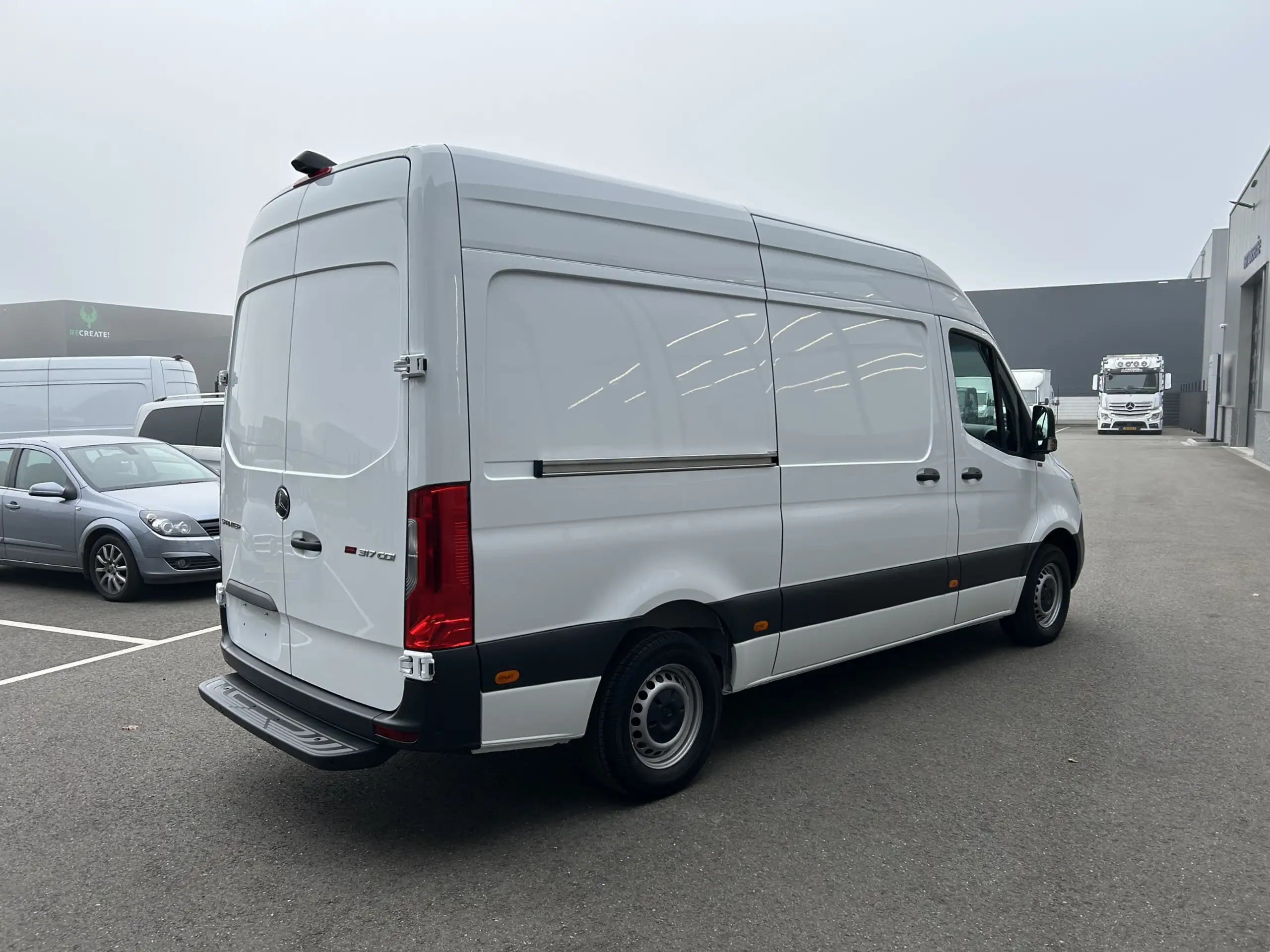 Mercedes-Benz - Sprinter