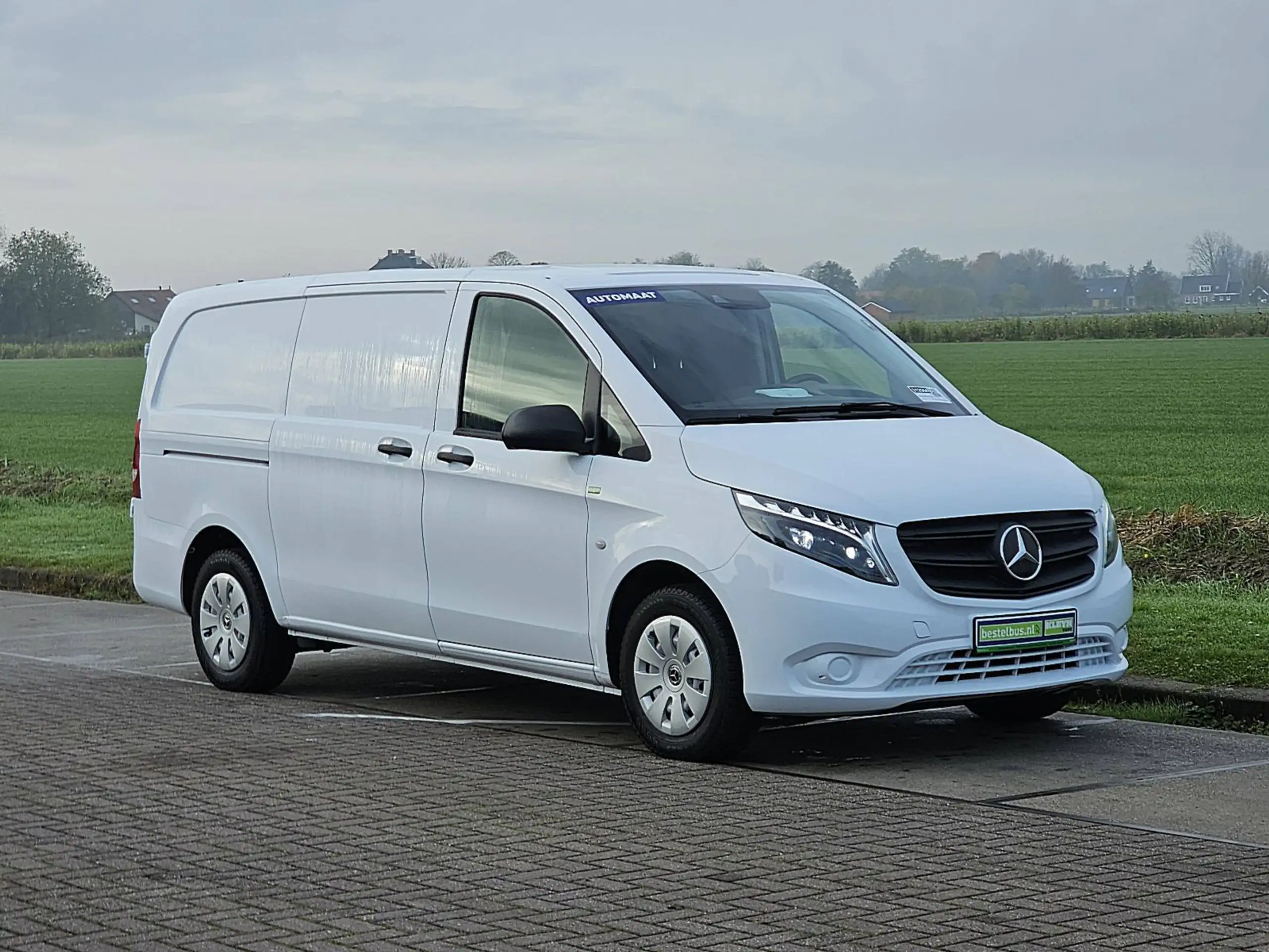 Mercedes-Benz - Vito