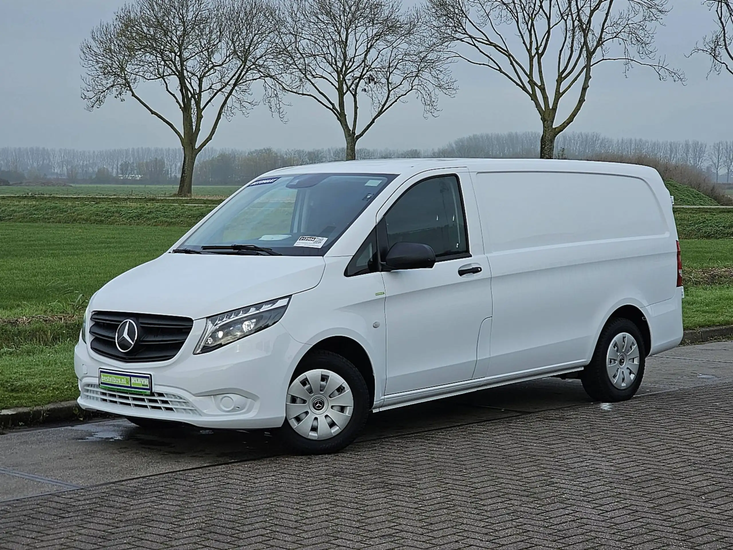 Mercedes-Benz - Vito