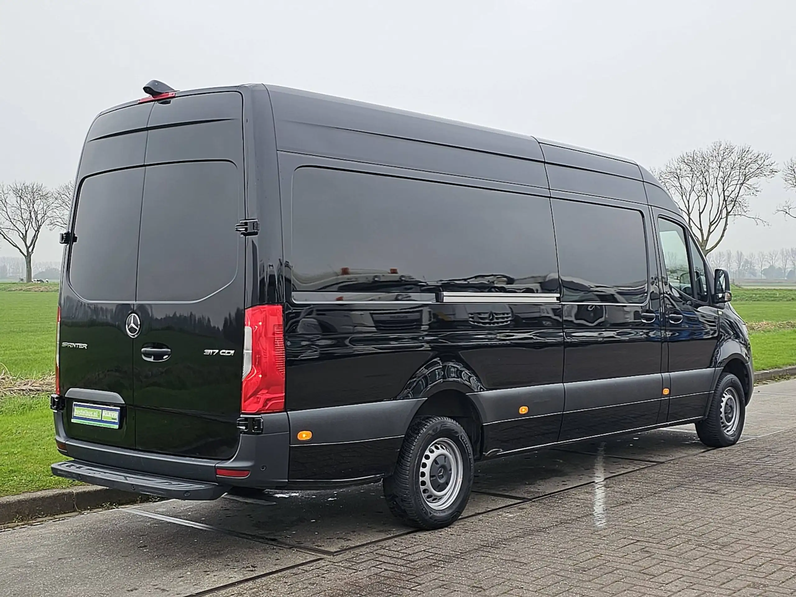 Mercedes-Benz - Sprinter