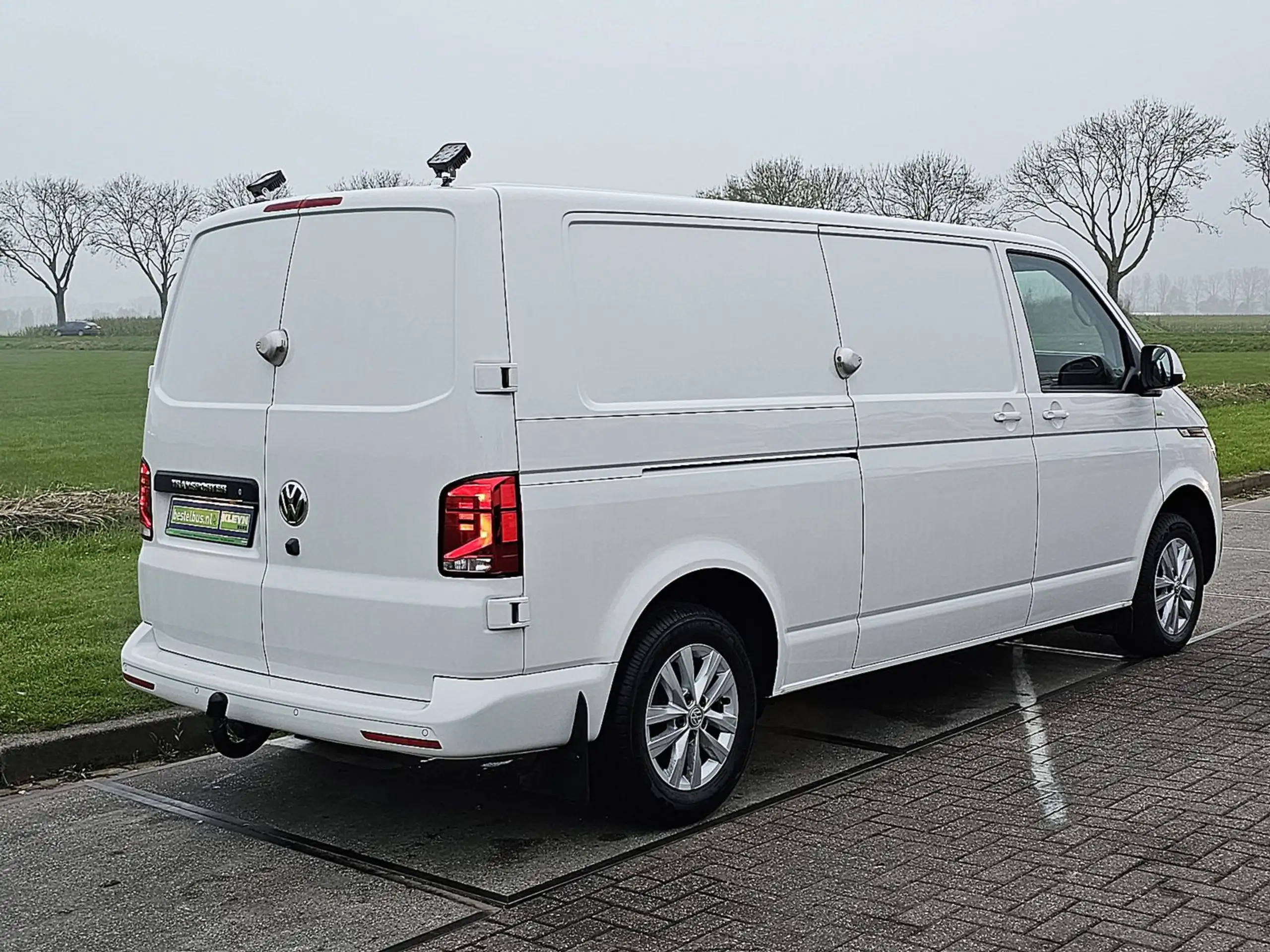 Volkswagen - Transporter