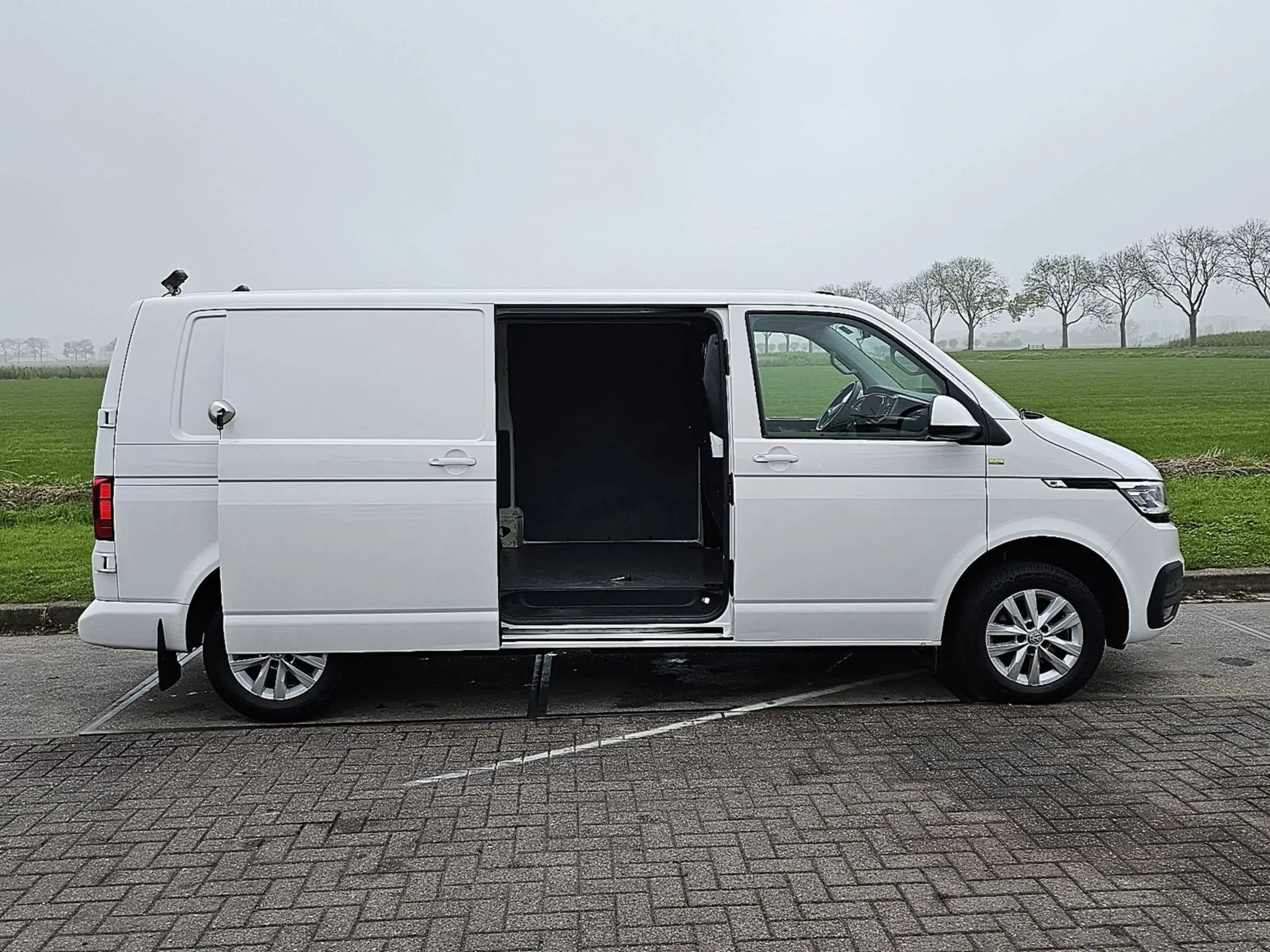 Volkswagen - Transporter