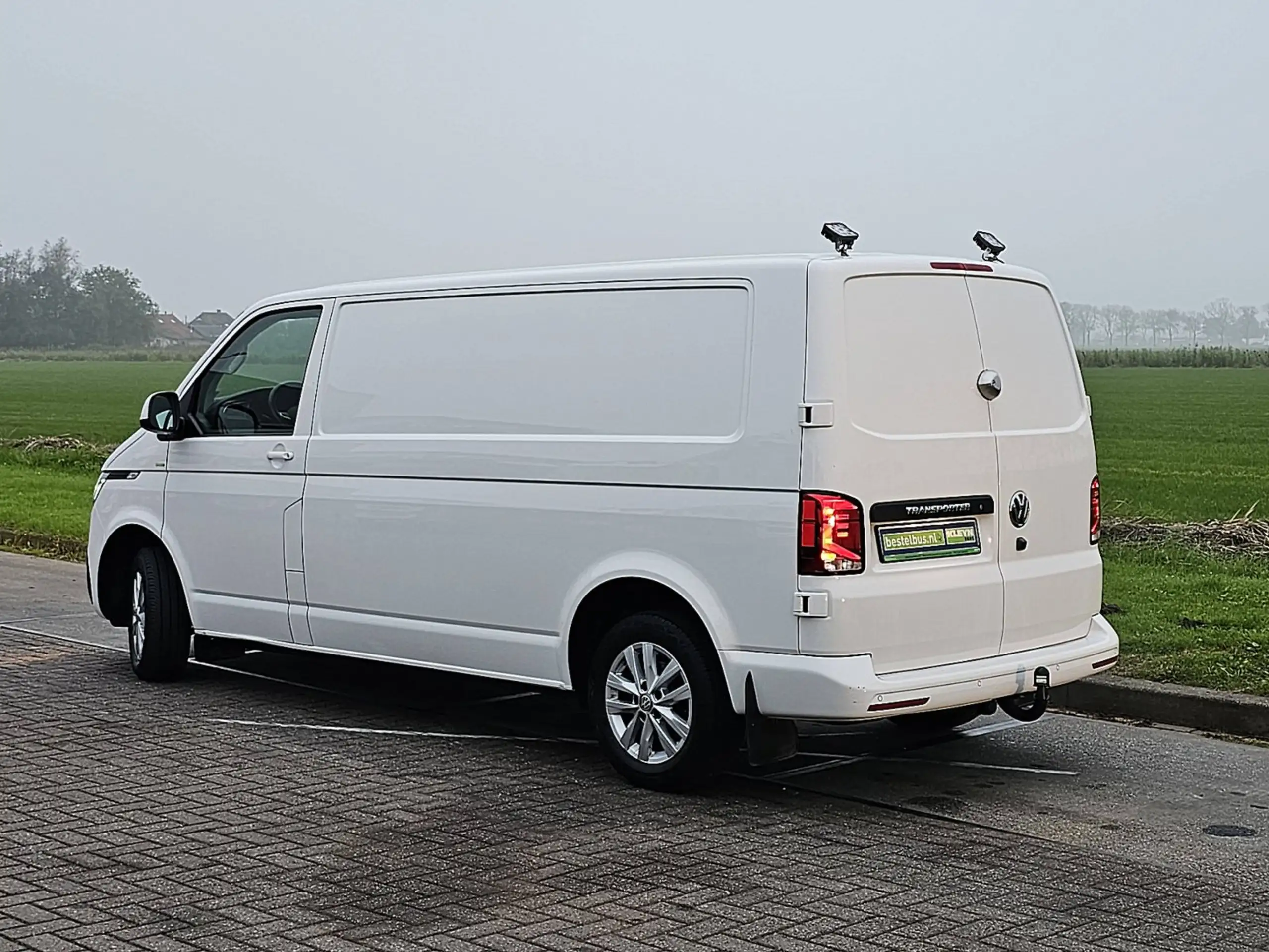 Volkswagen - Transporter