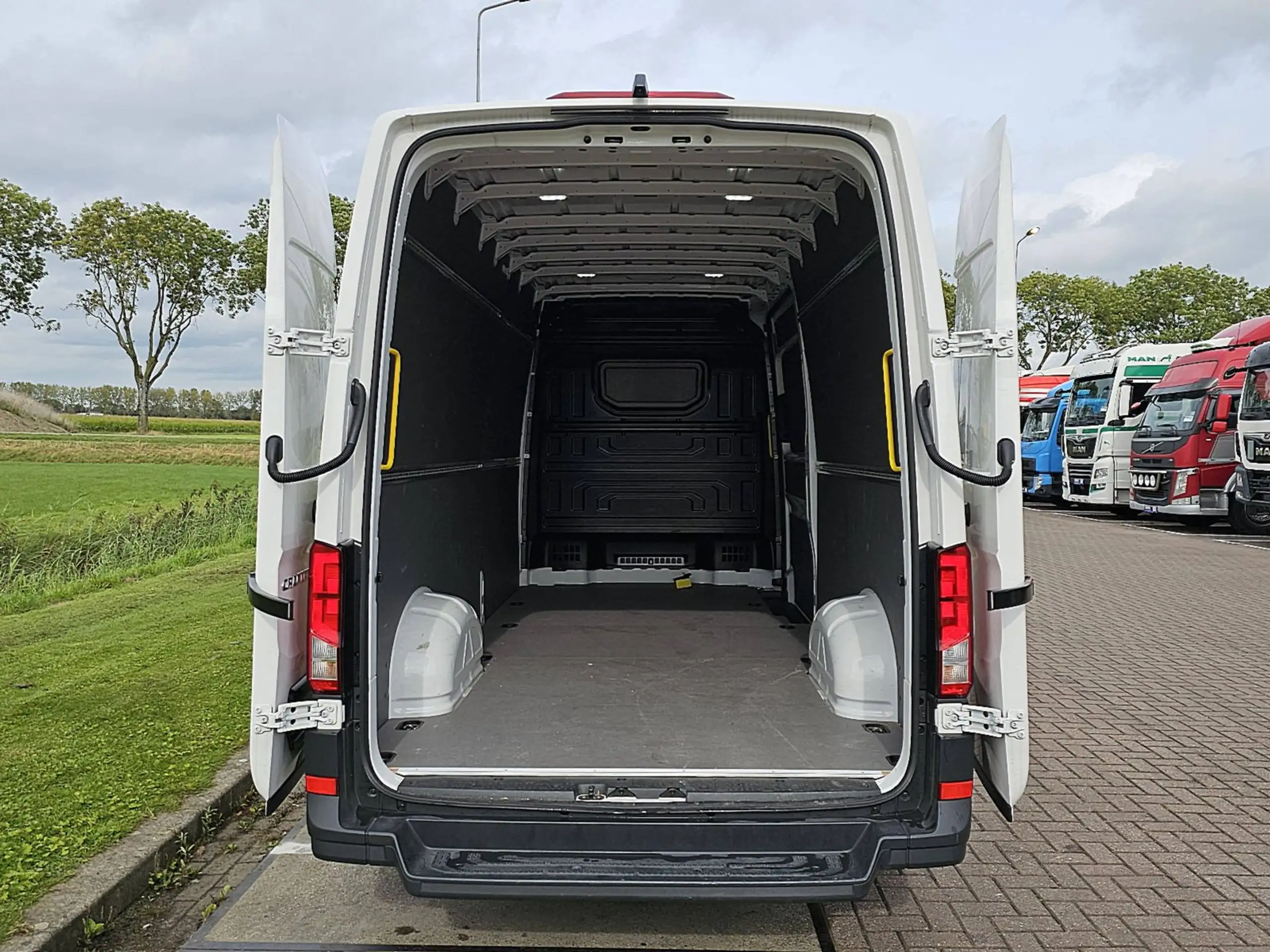 Volkswagen - Crafter