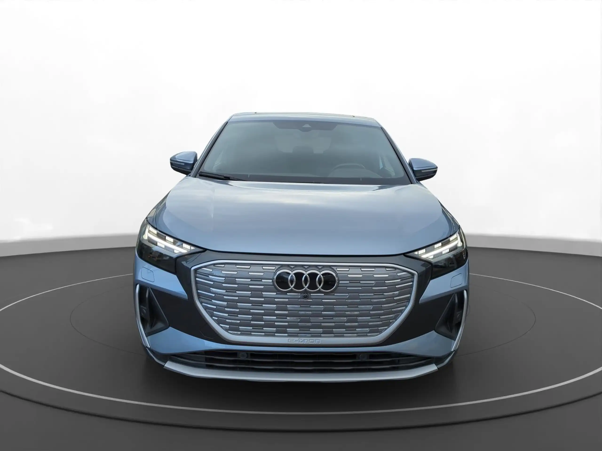 Audi - Q4 e-tron