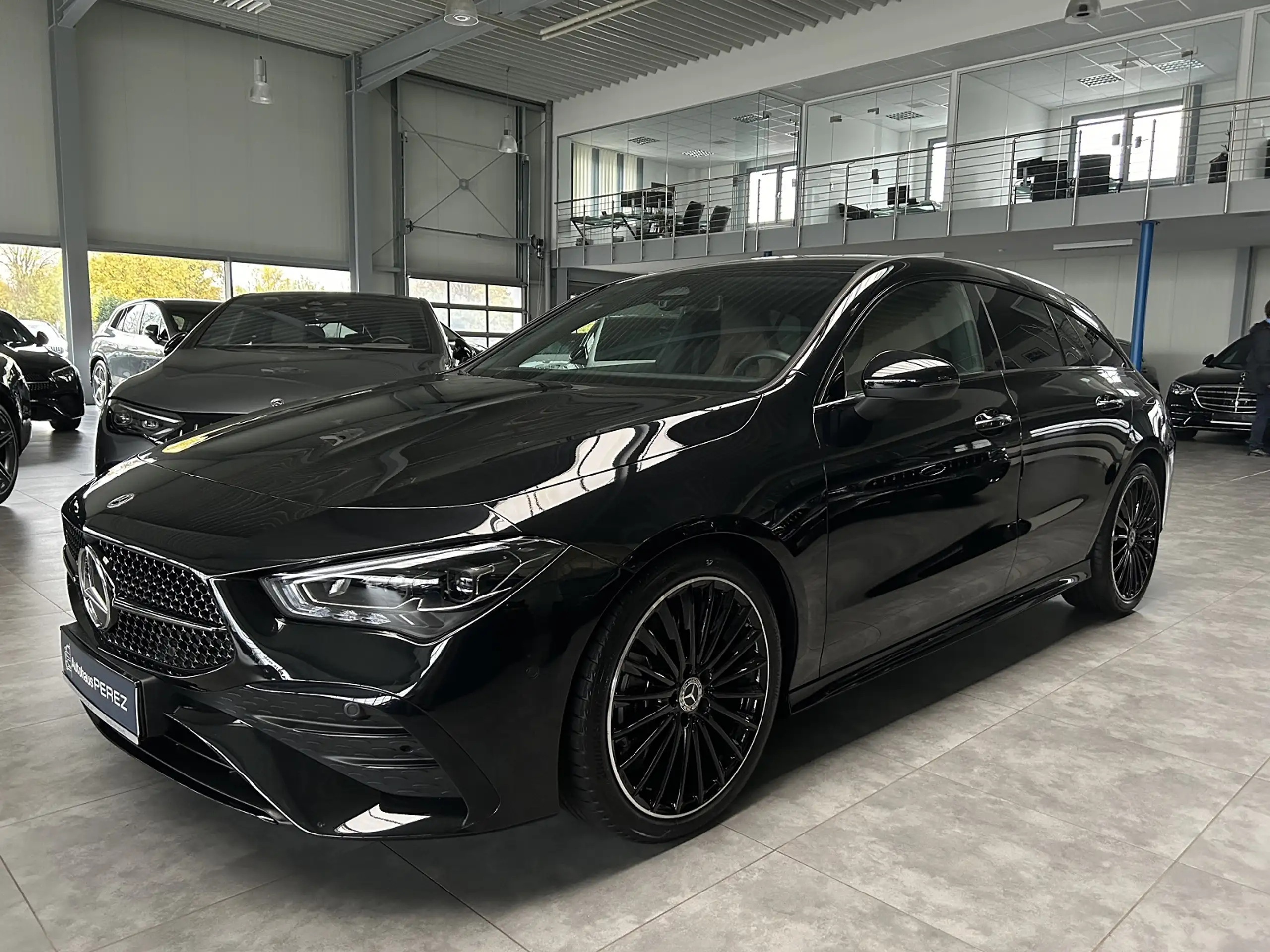 Mercedes-Benz - CLA 250