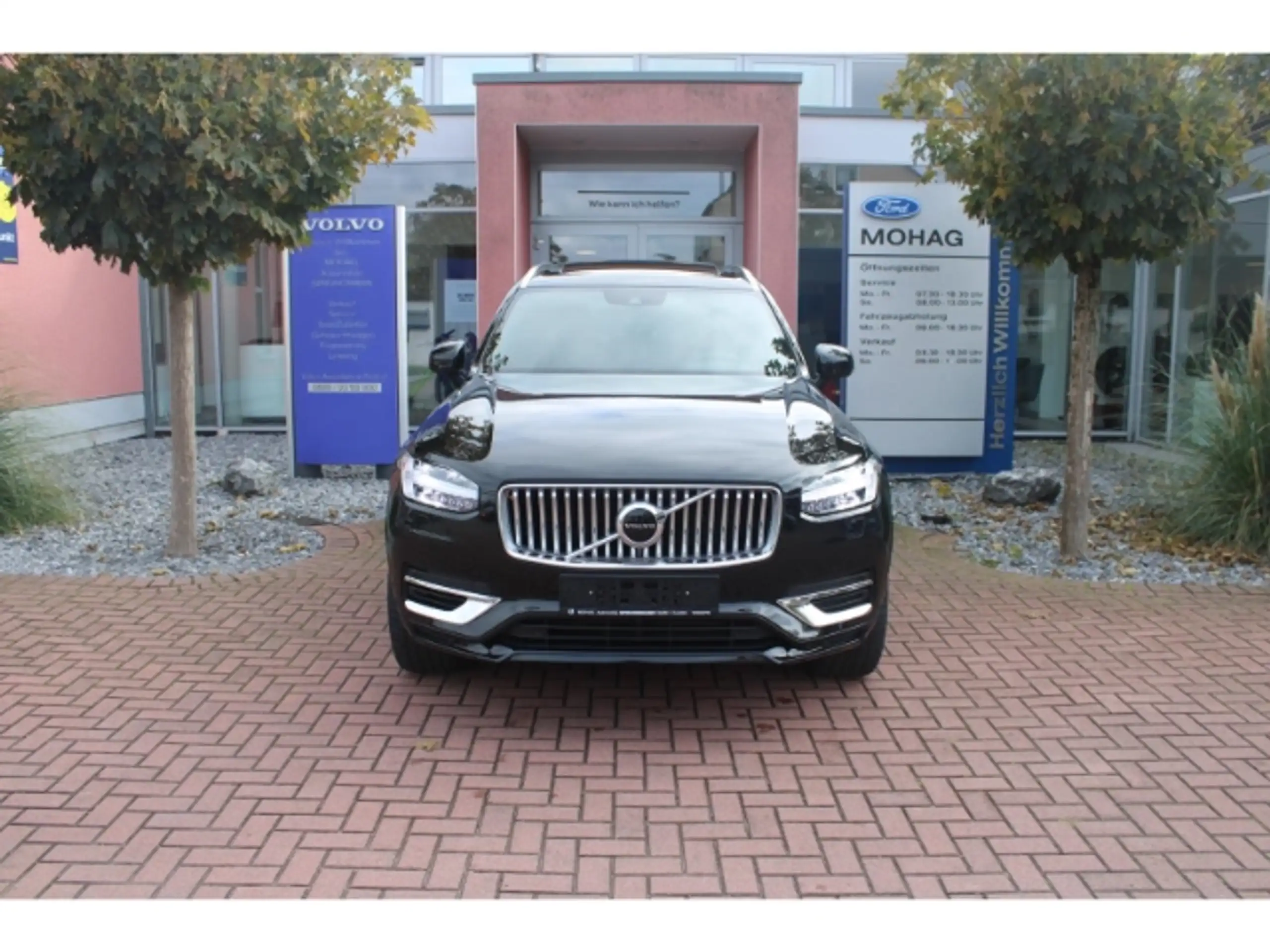 Volvo - XC90