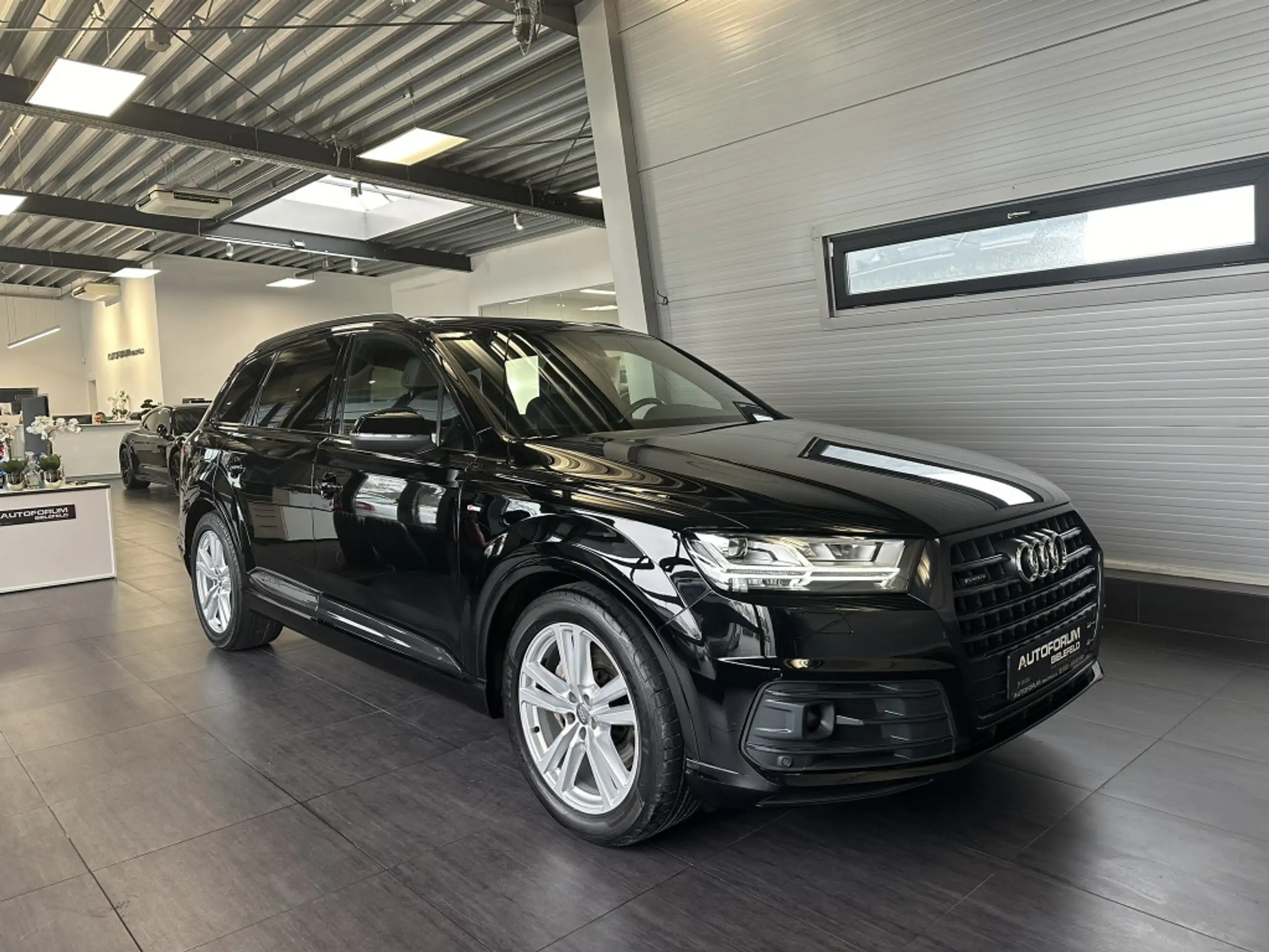 Audi - Q7