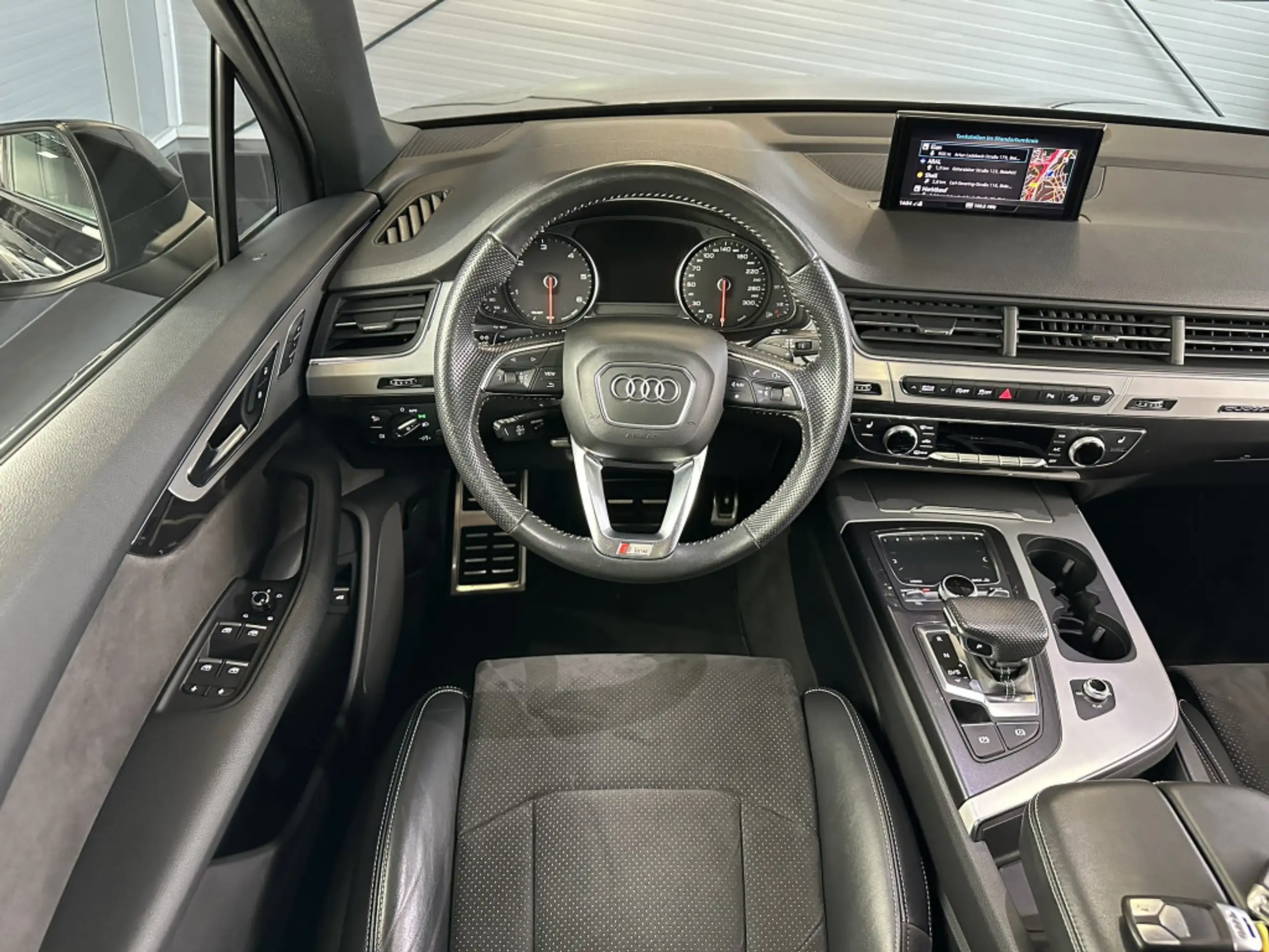 Audi - Q7