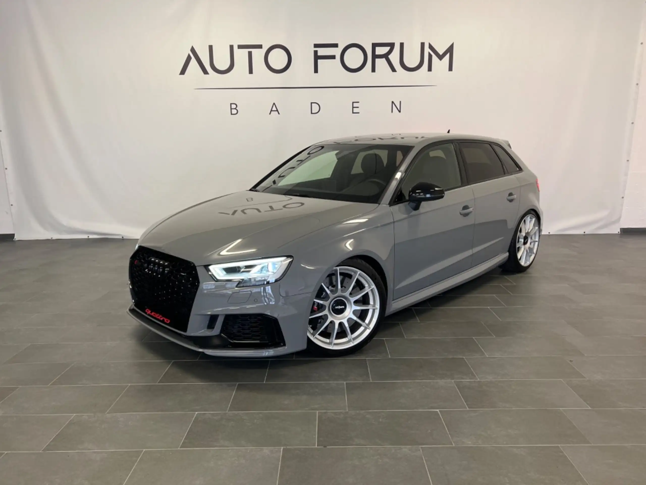 Audi - RS3