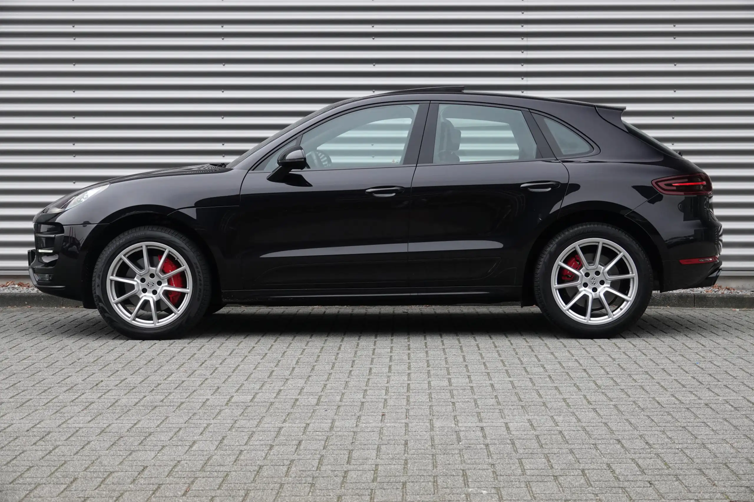 Porsche - Macan