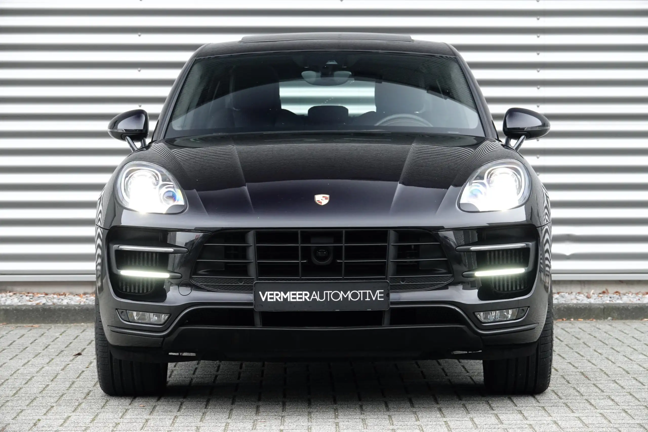 Porsche - Macan