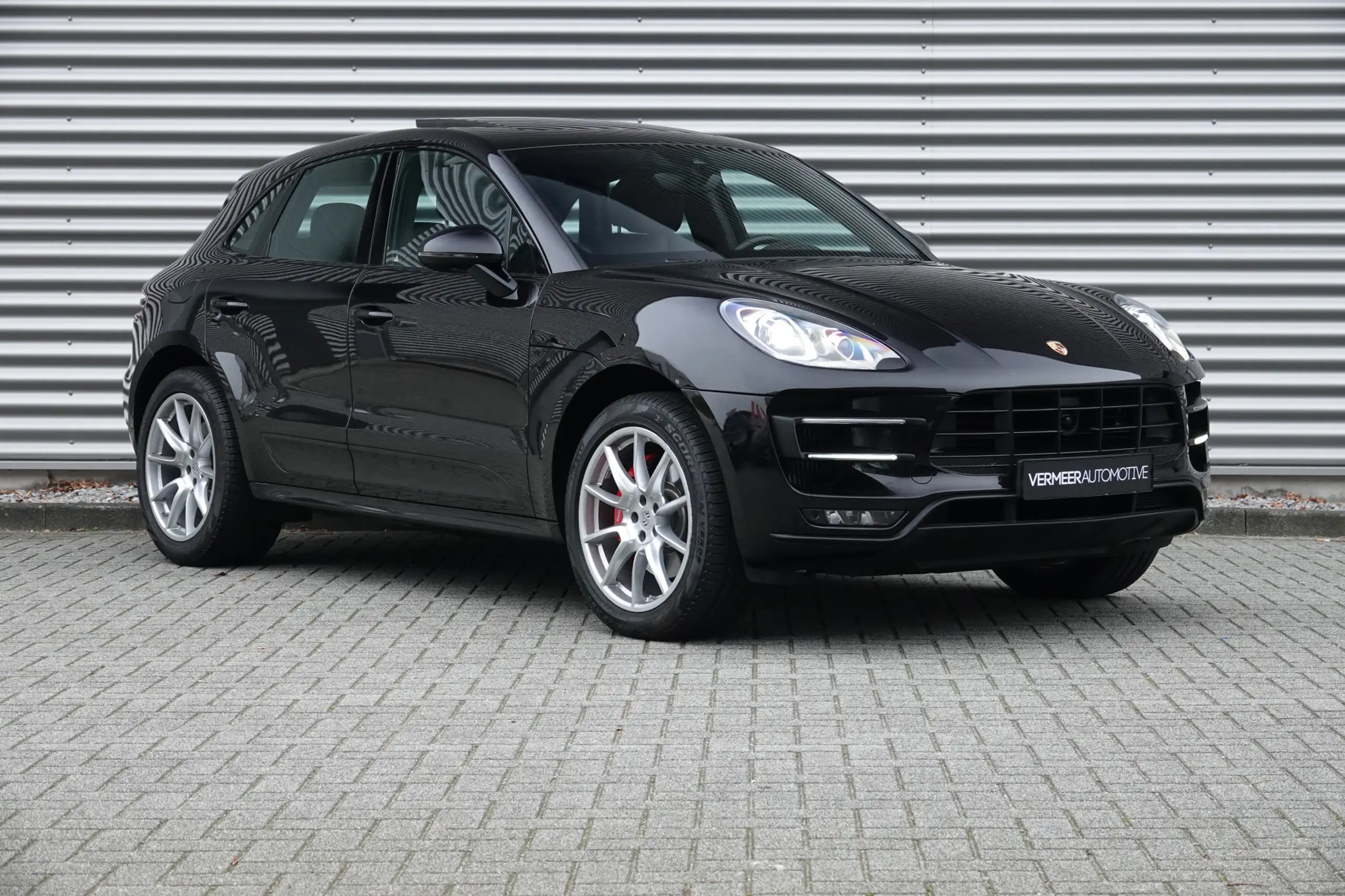 Porsche - Macan