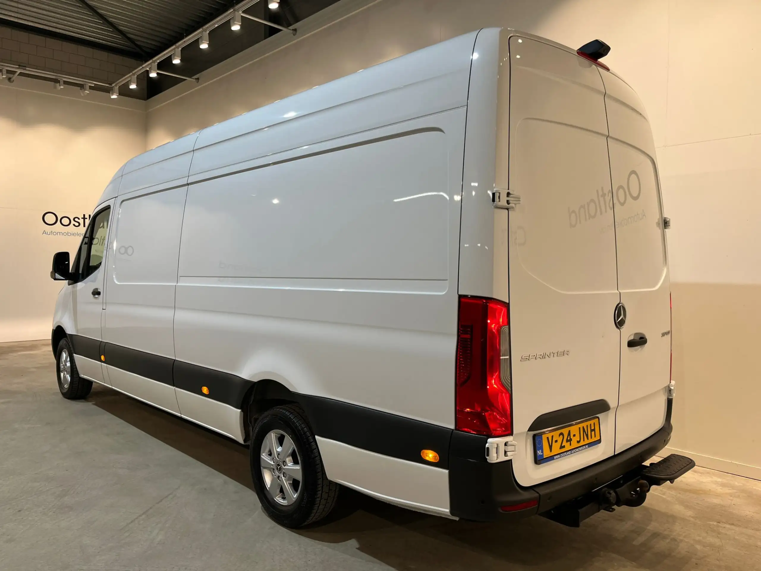 Mercedes-Benz - Sprinter