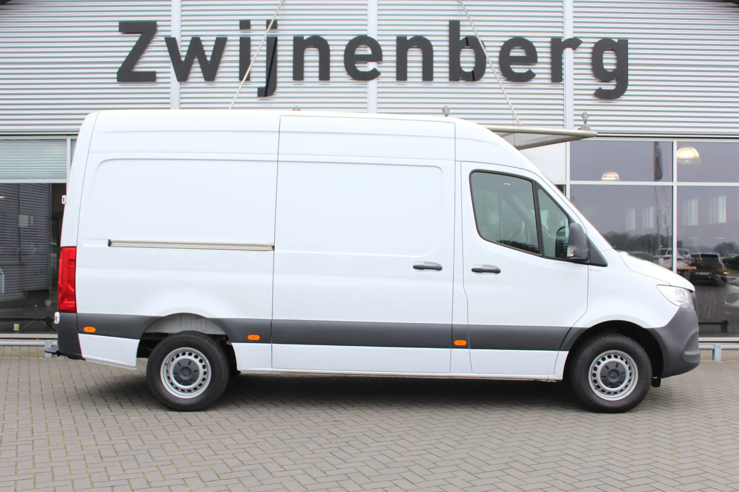 Mercedes-Benz - Sprinter