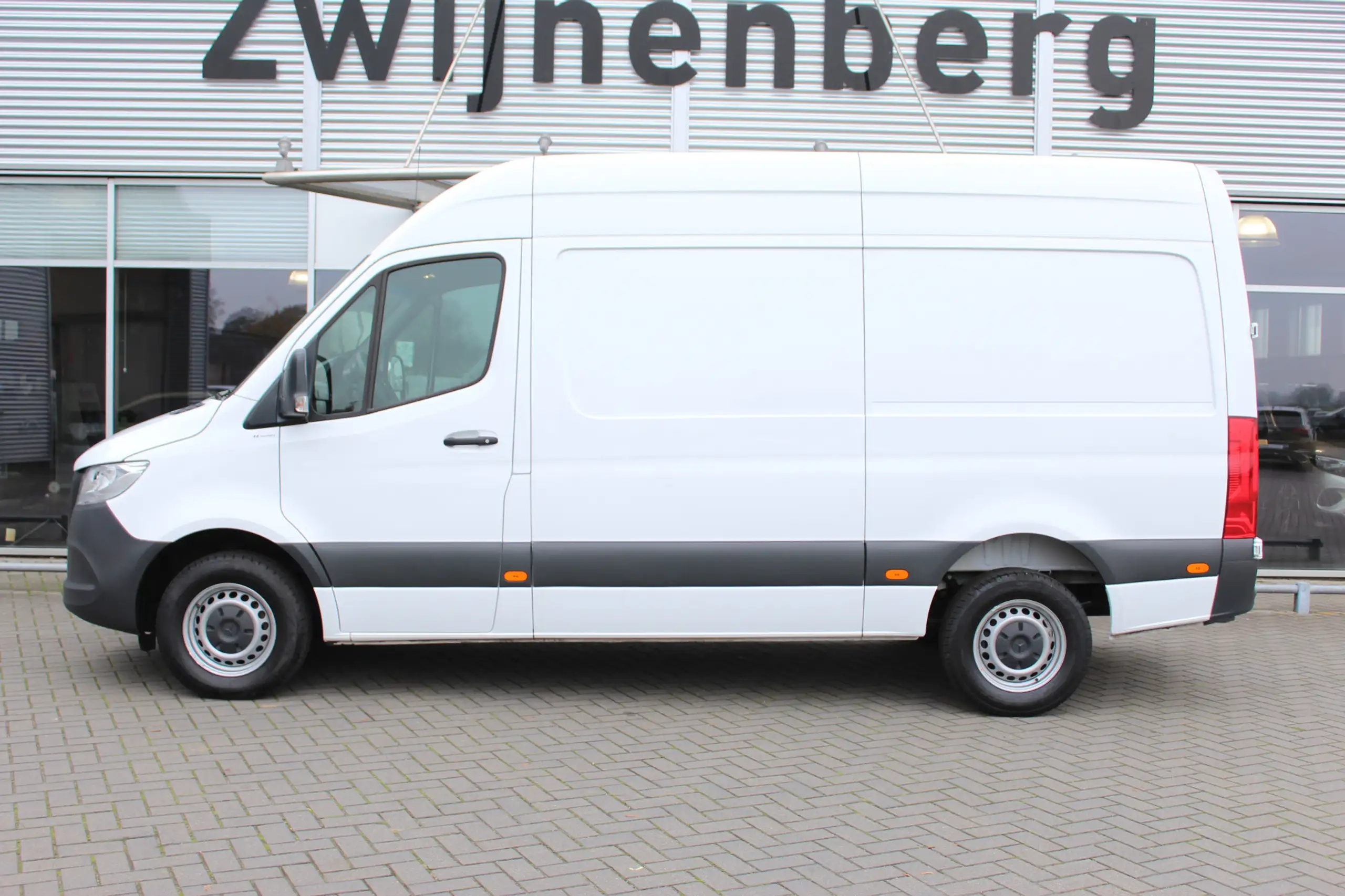 Mercedes-Benz - Sprinter