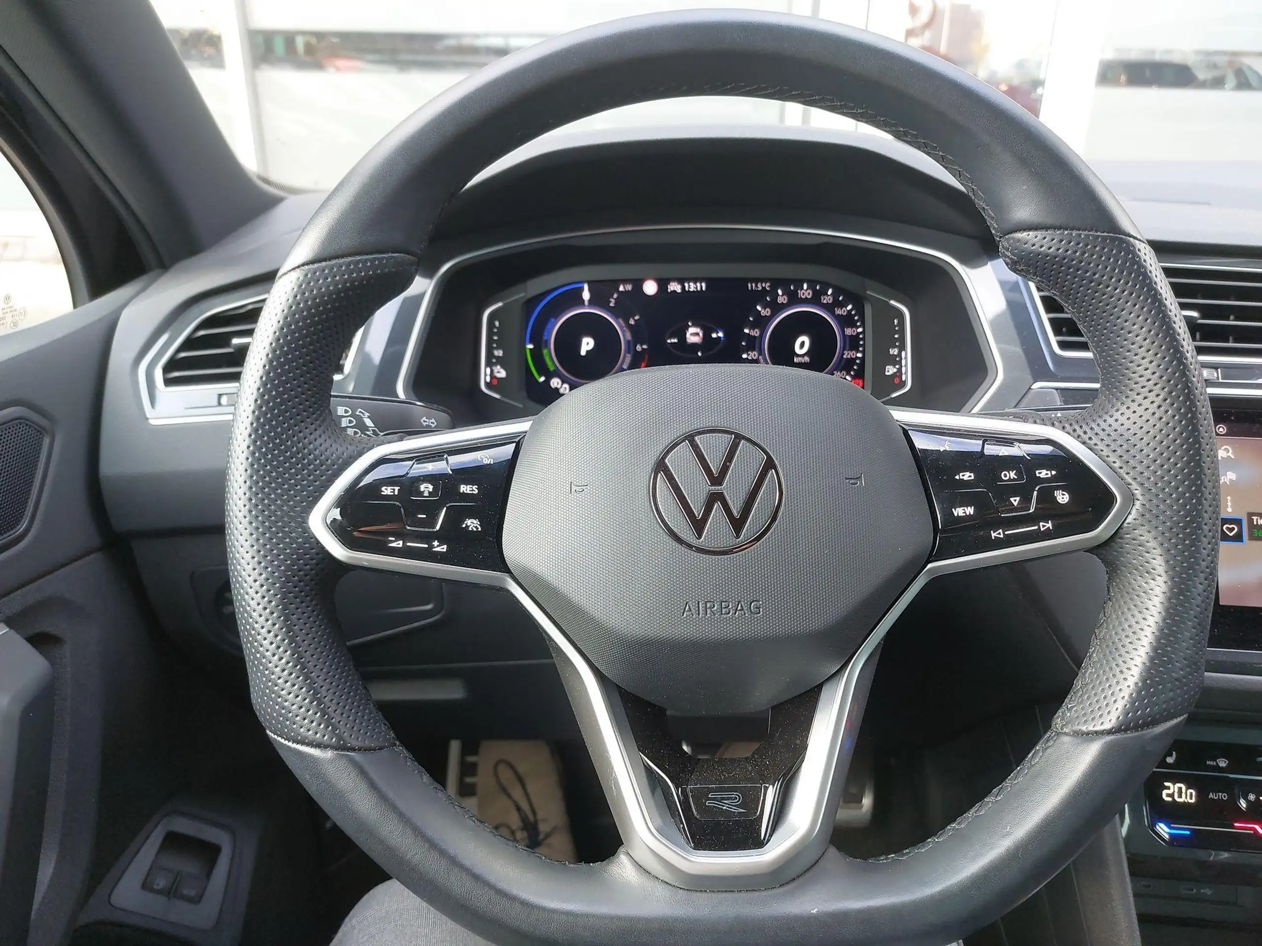 Volkswagen - Tiguan