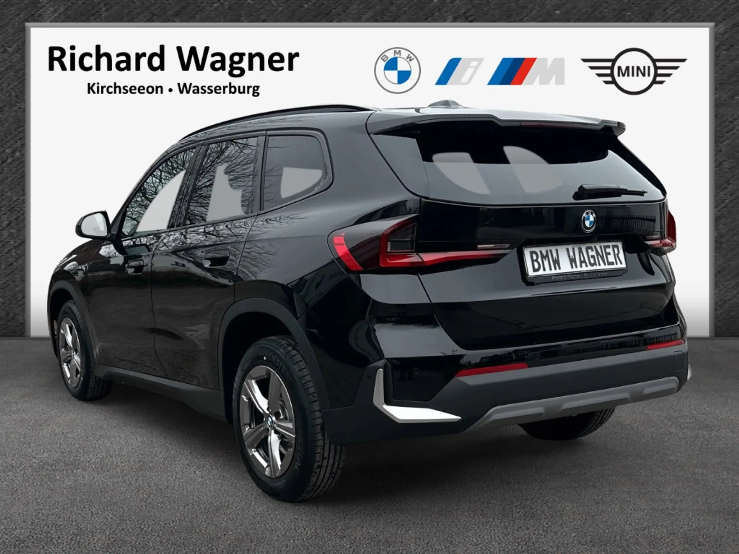 BMW - X1