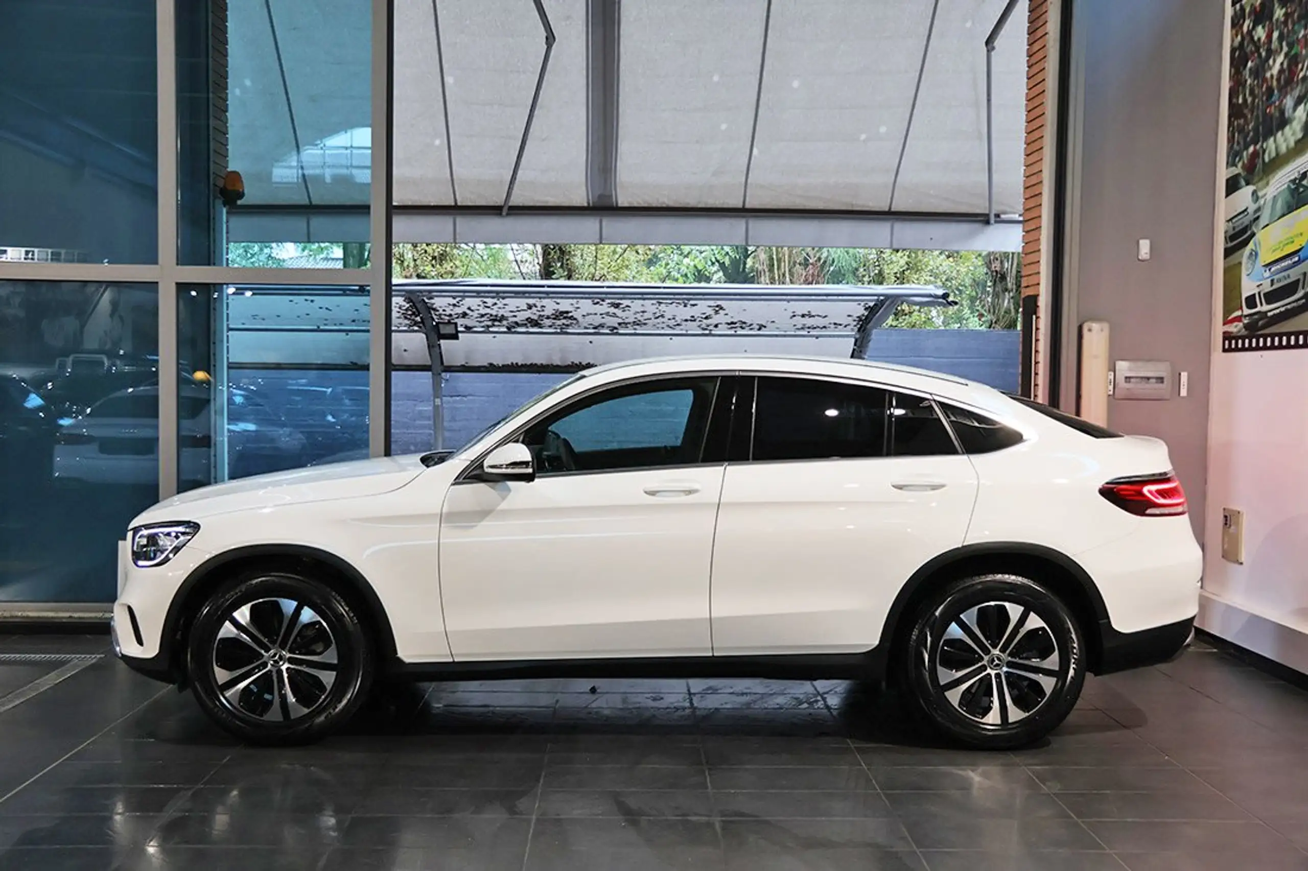 Mercedes-Benz - GLC 220