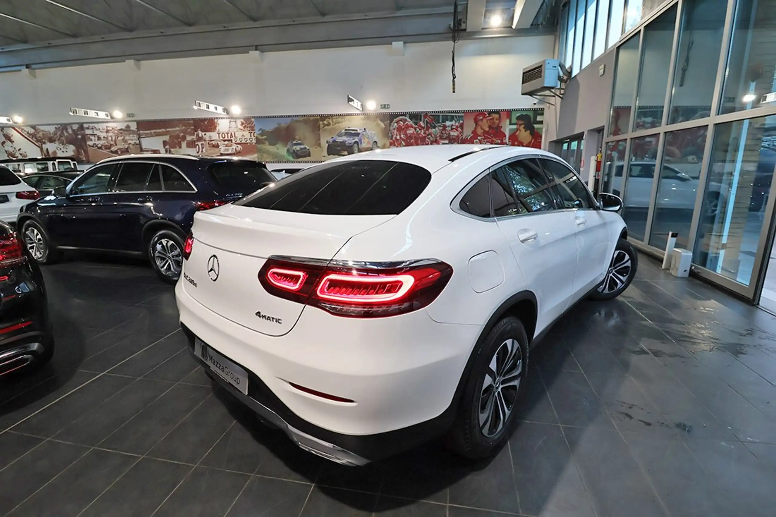 Mercedes-Benz - GLC 220