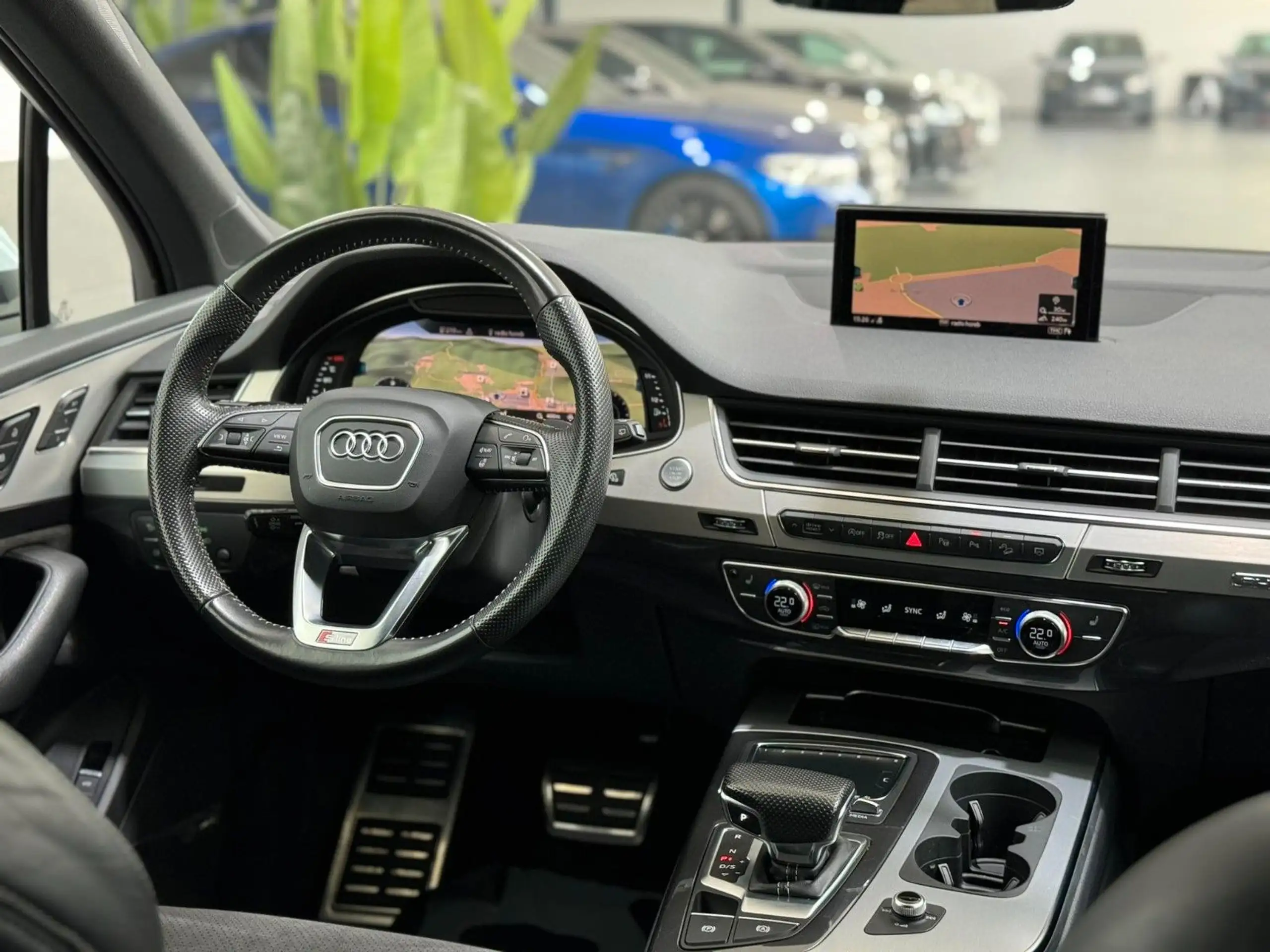 Audi - Q7