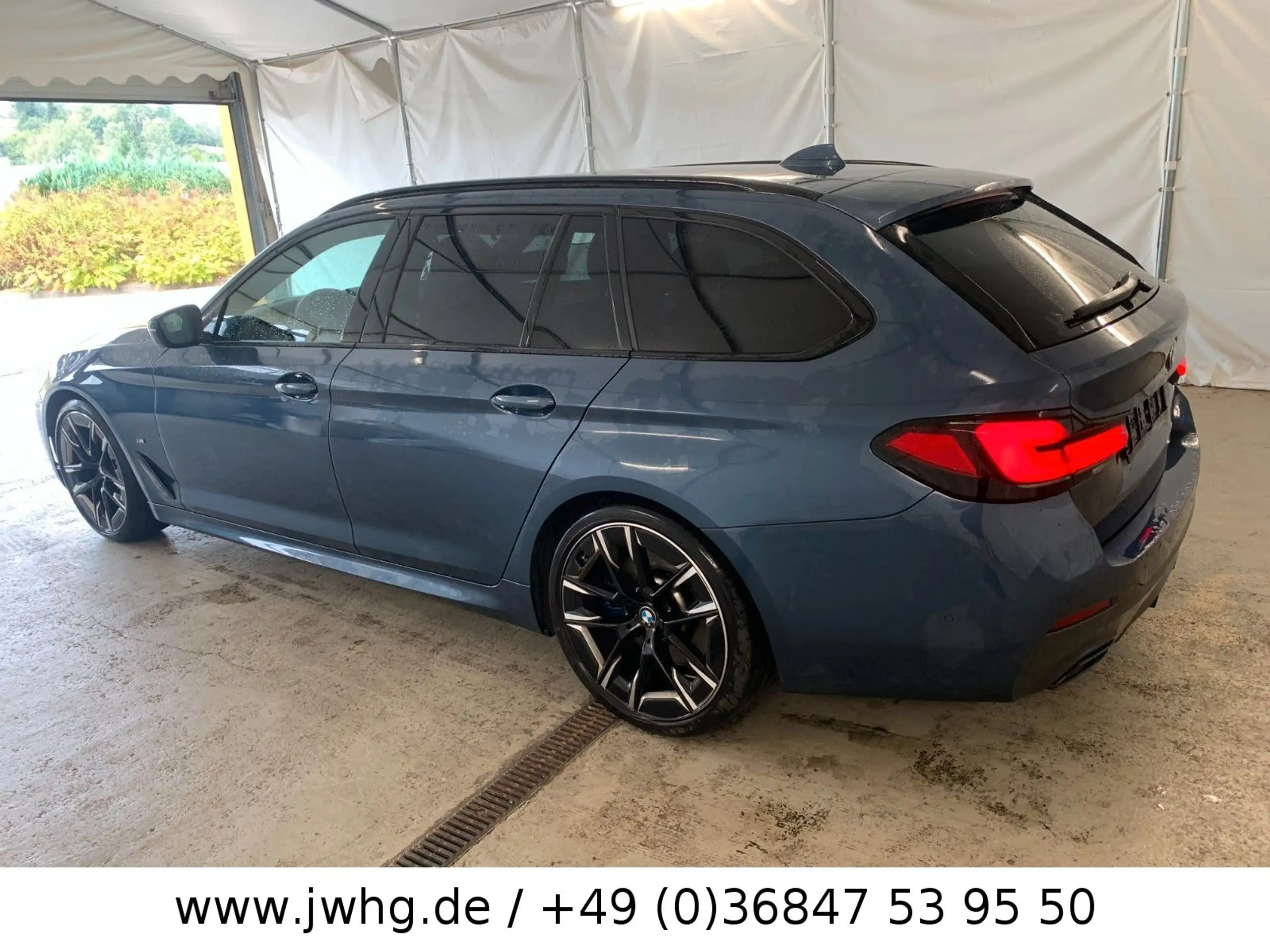 BMW - 530