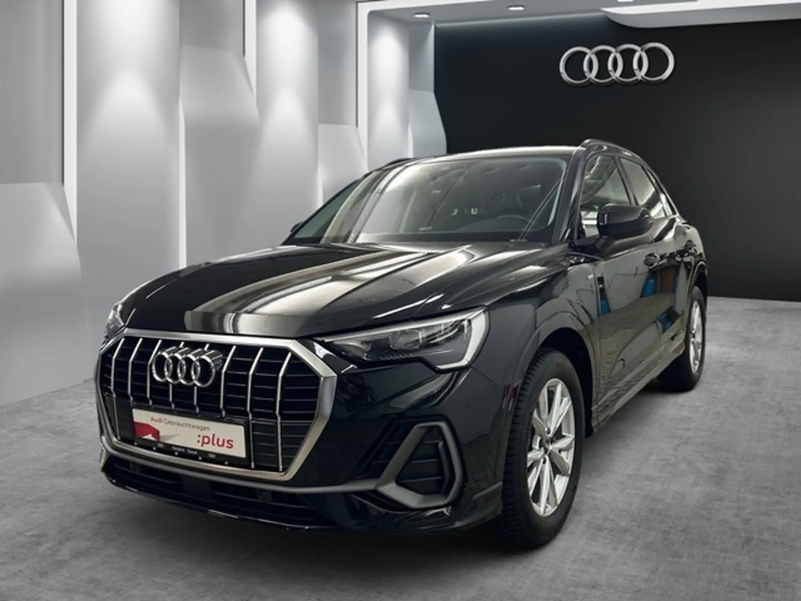 Audi - Q3