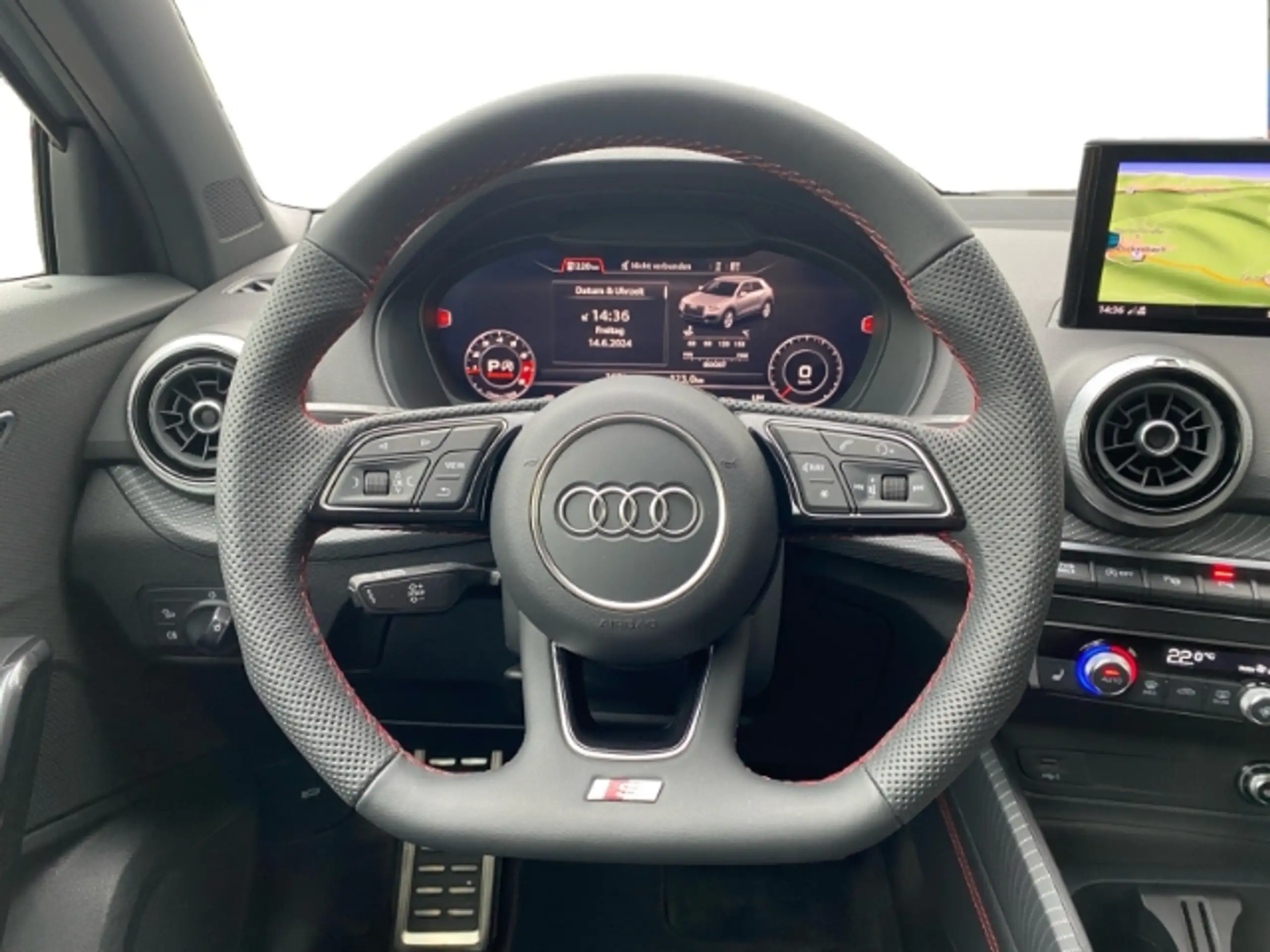 Audi - SQ2