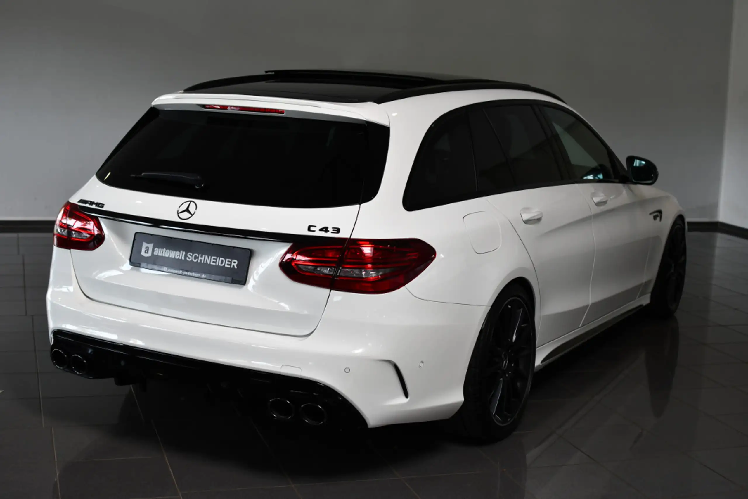 Mercedes-Benz - C 43 AMG