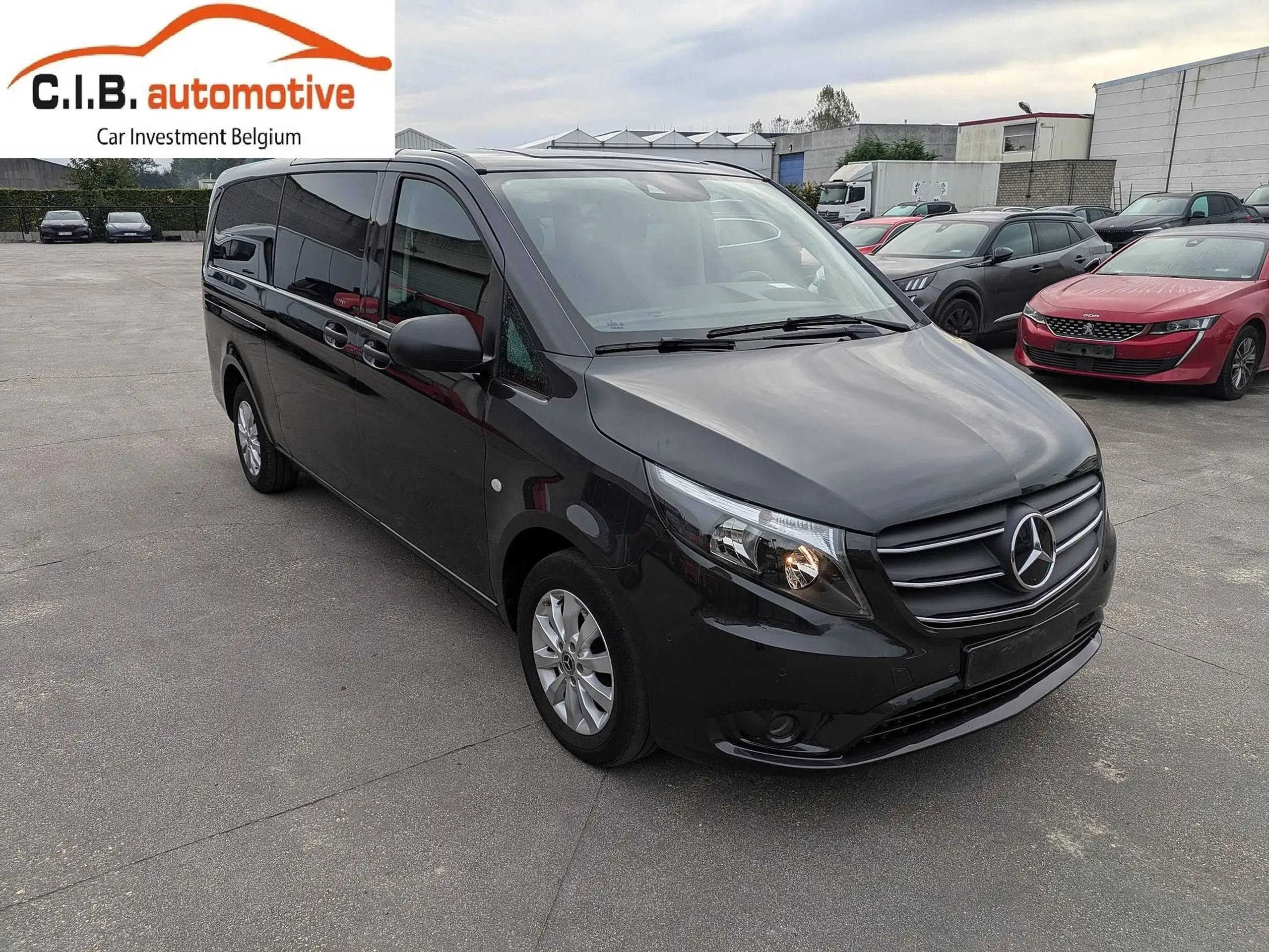 Mercedes-Benz - Vito