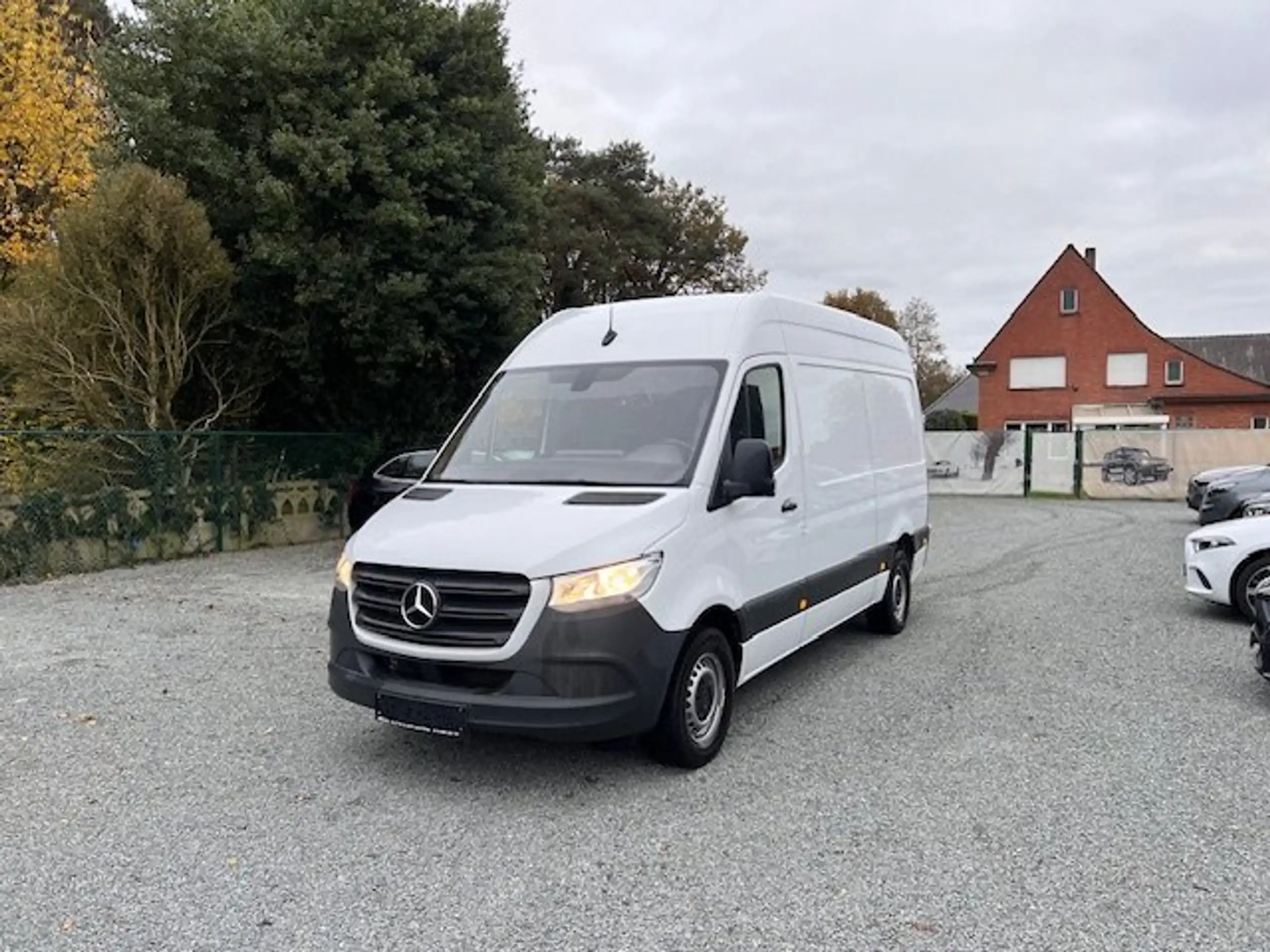 Mercedes-Benz - Sprinter