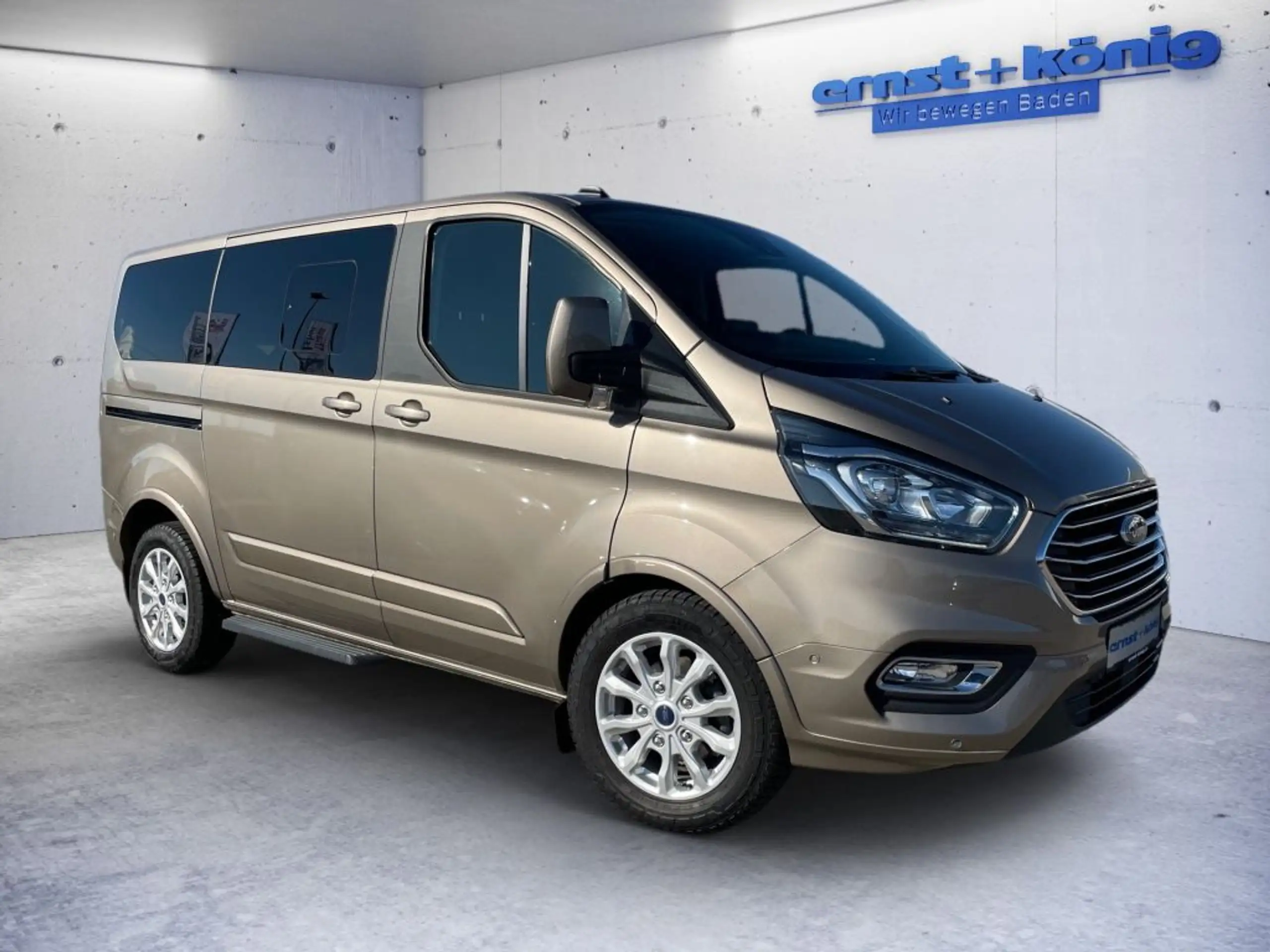 Ford - Tourneo Custom