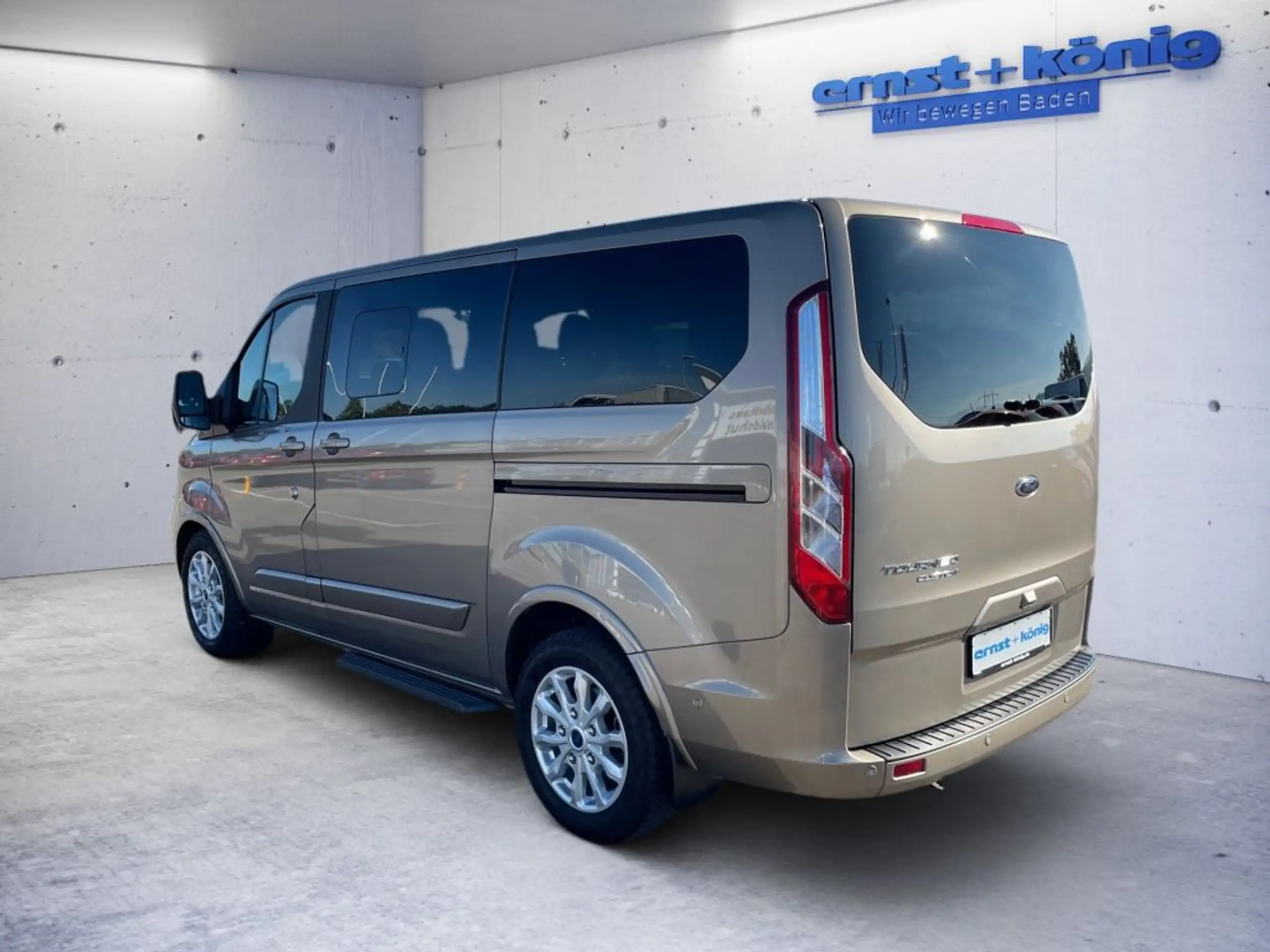 Ford - Tourneo Custom