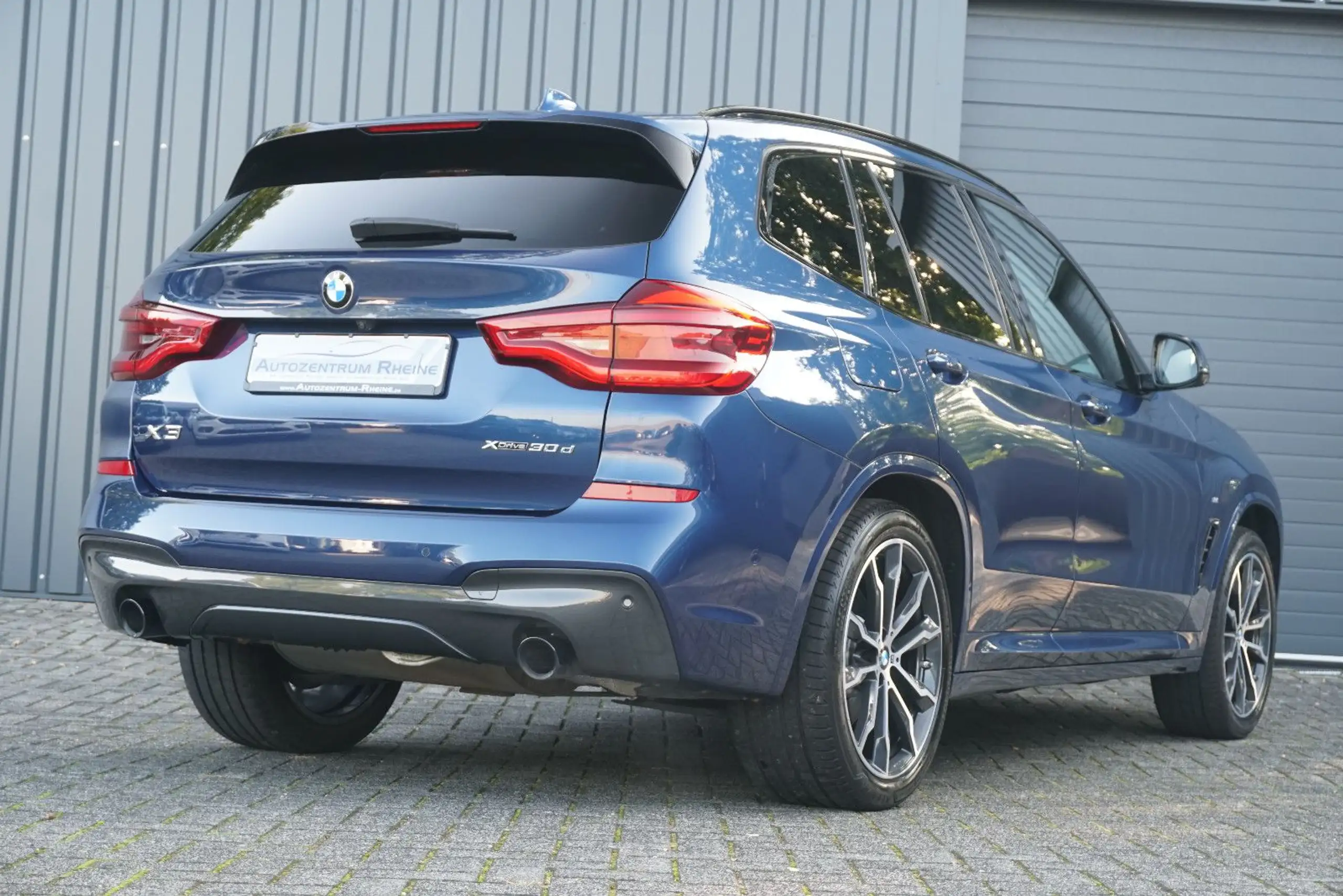 BMW - X3