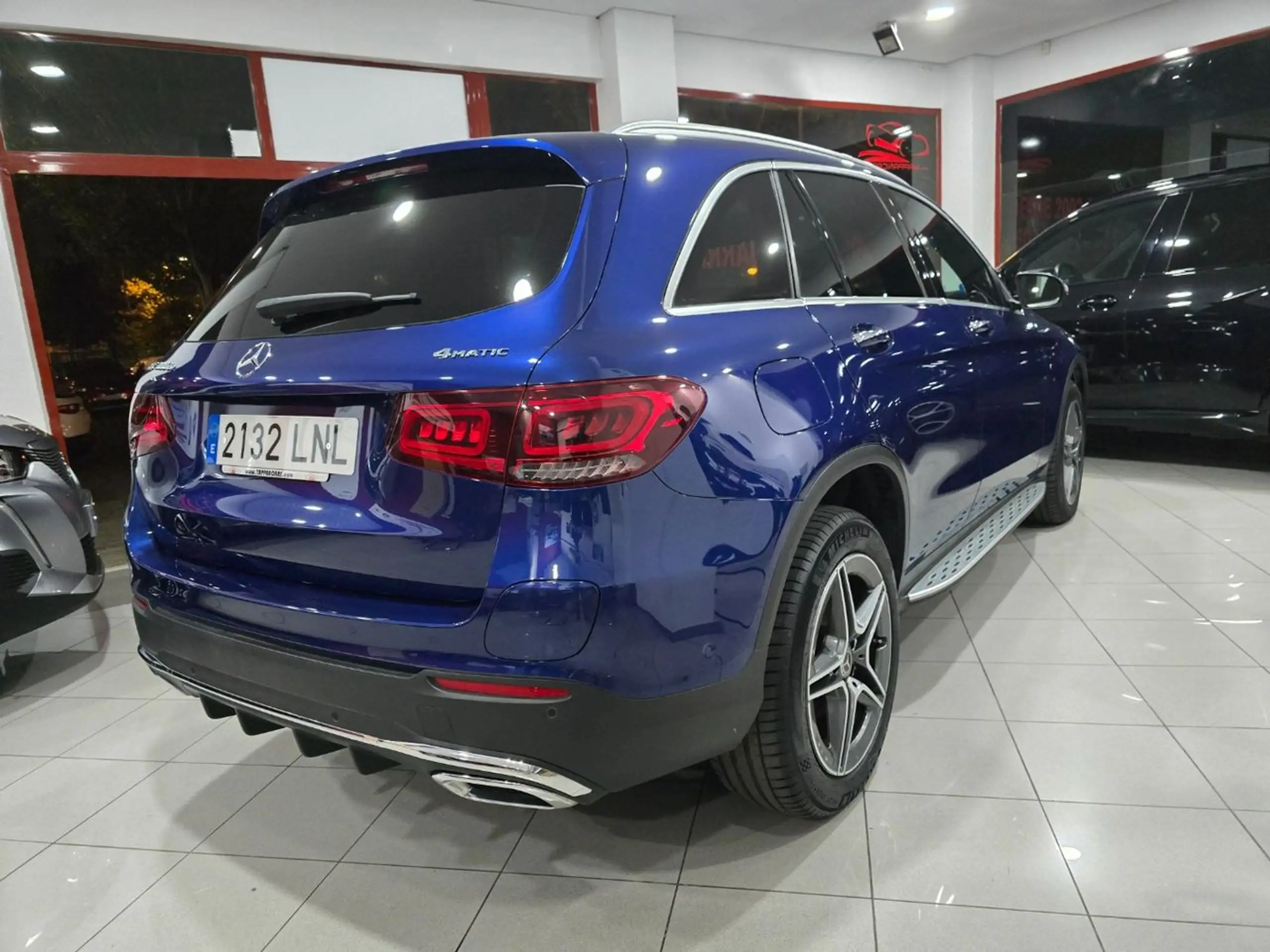 Mercedes-Benz - GLC 300