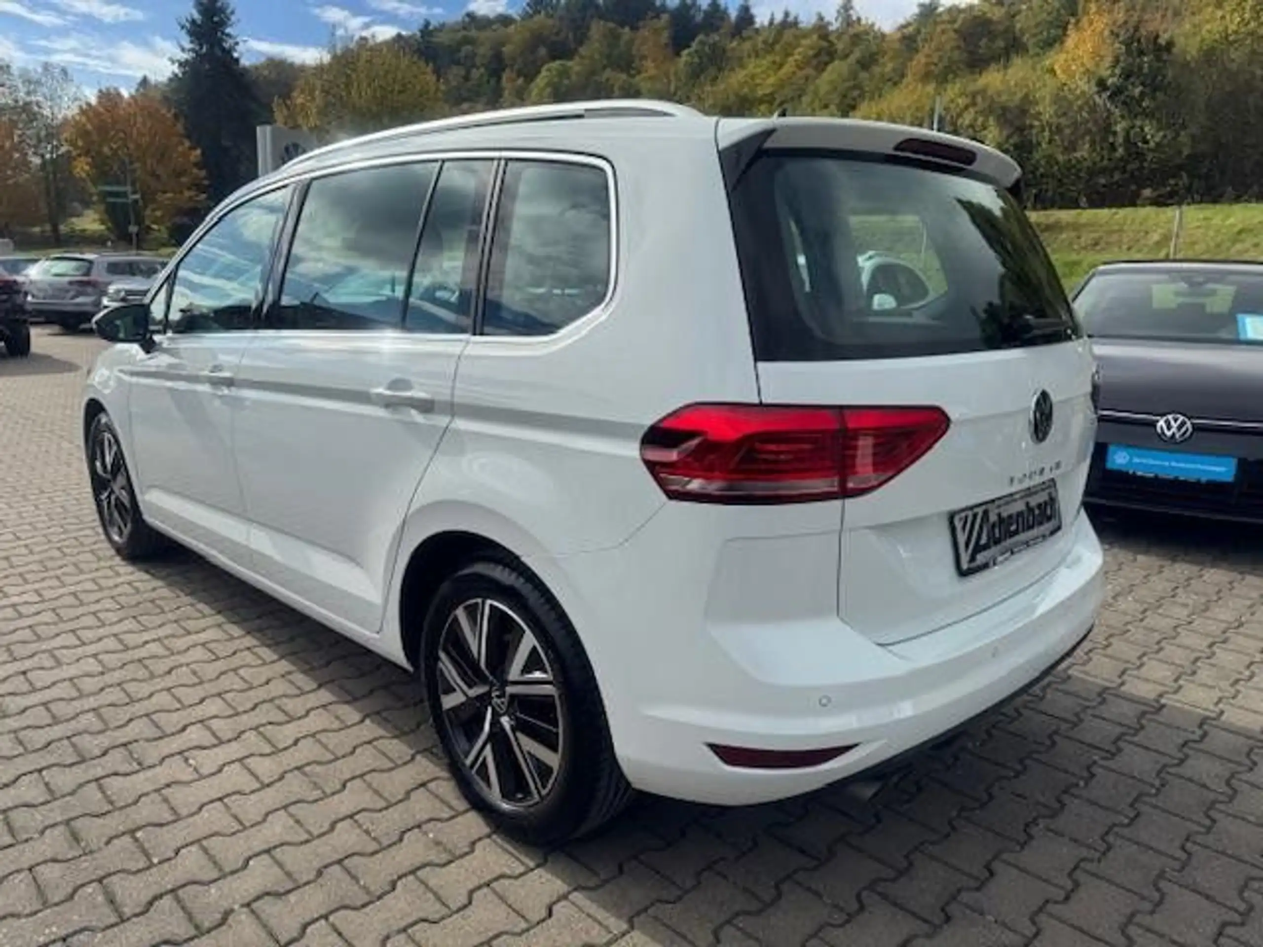 Volkswagen - Touran