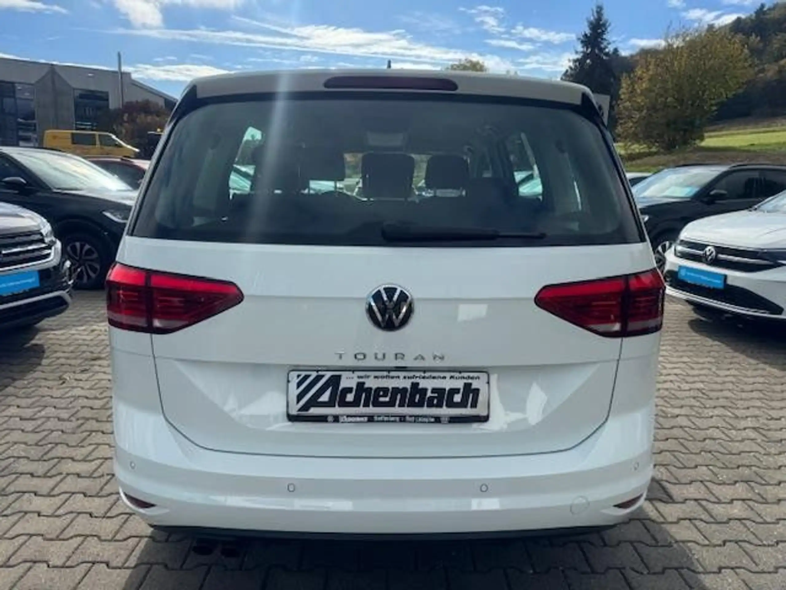 Volkswagen - Touran