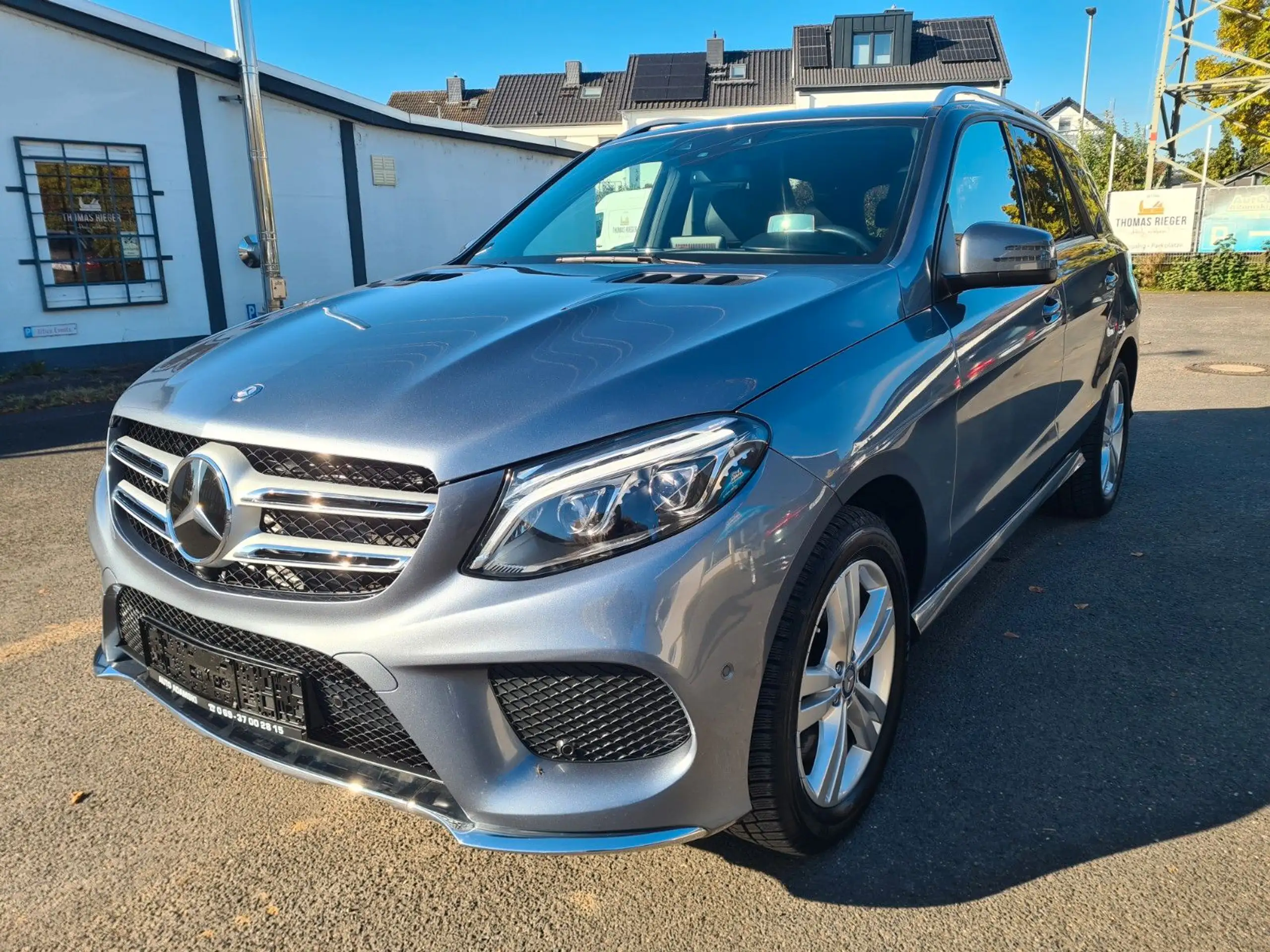 Mercedes-Benz - GLE 350