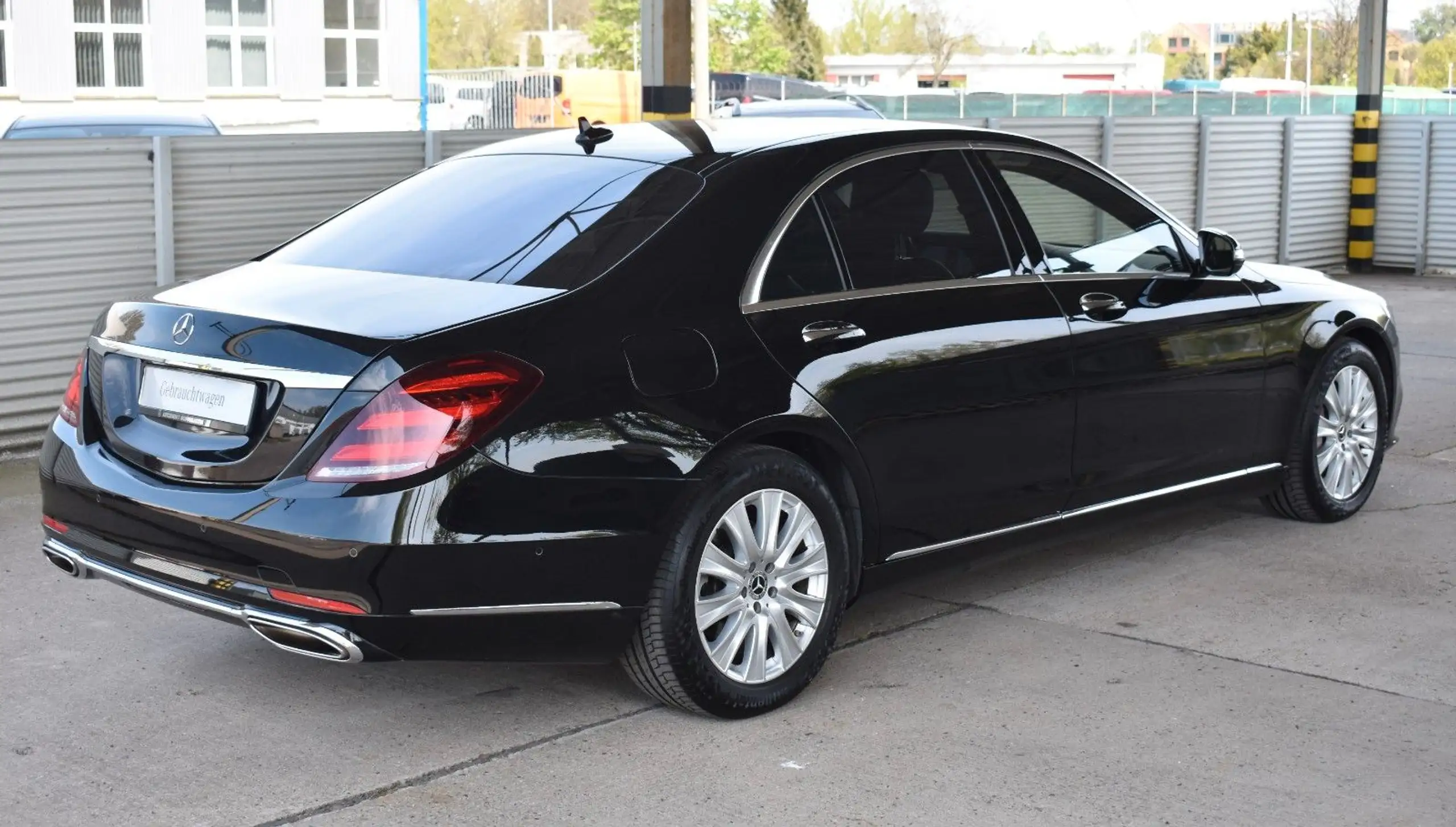 Mercedes-Benz - S 450